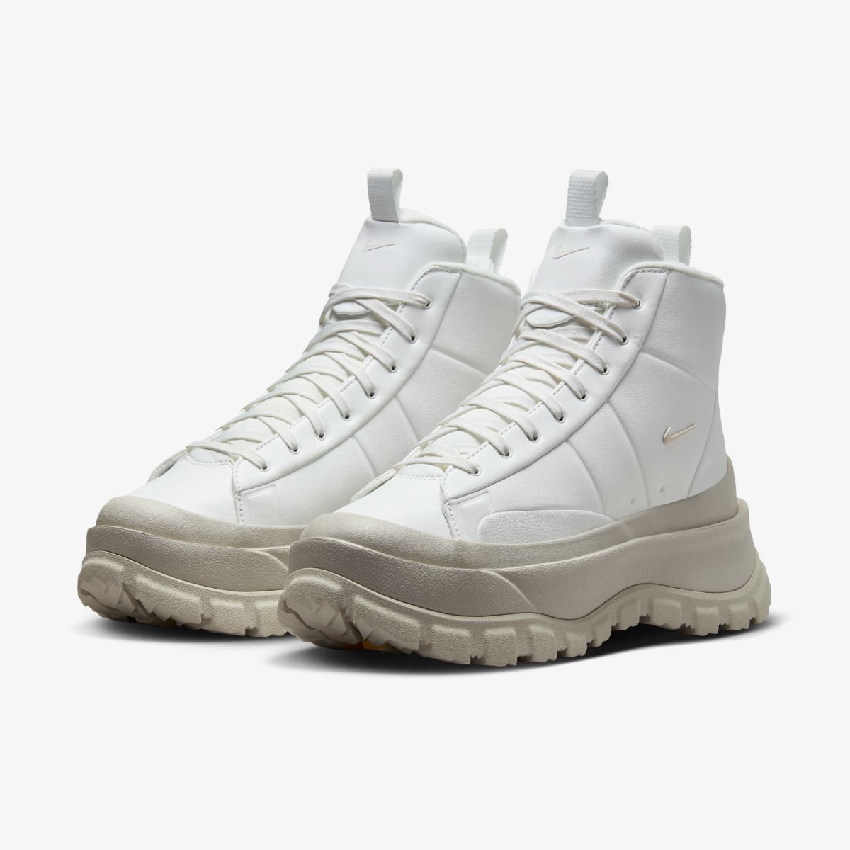 WOMEN'S NIKE BLAZER ROAM MID BOOTS (FQ9065-100)