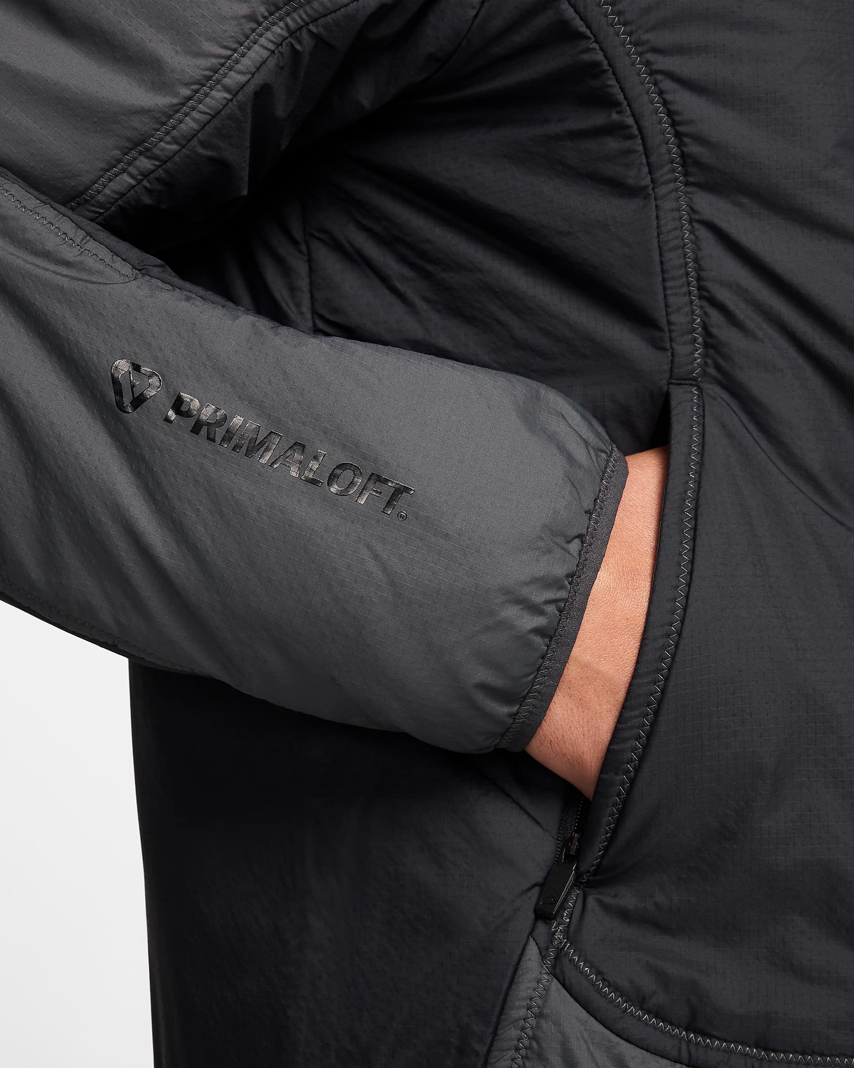 МУЖСКАЯ КУРТКА NIKE TRAIL THFIT PRIMALOFT TRAIL JKT (FZ0003-010)