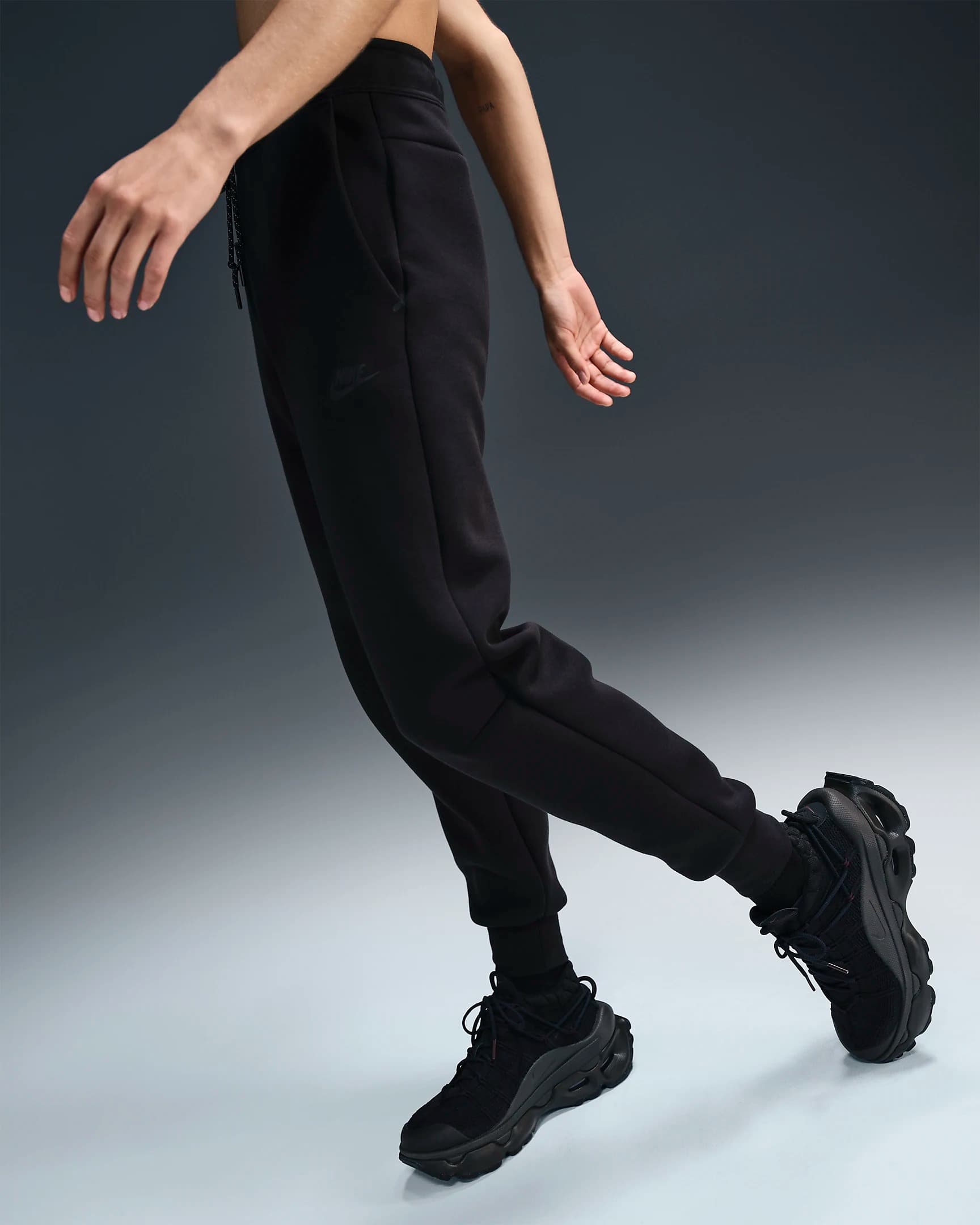 WOMEN'S NIKE NSW TCH FLC MR JGGER 2 PANTS (HV6779-010)