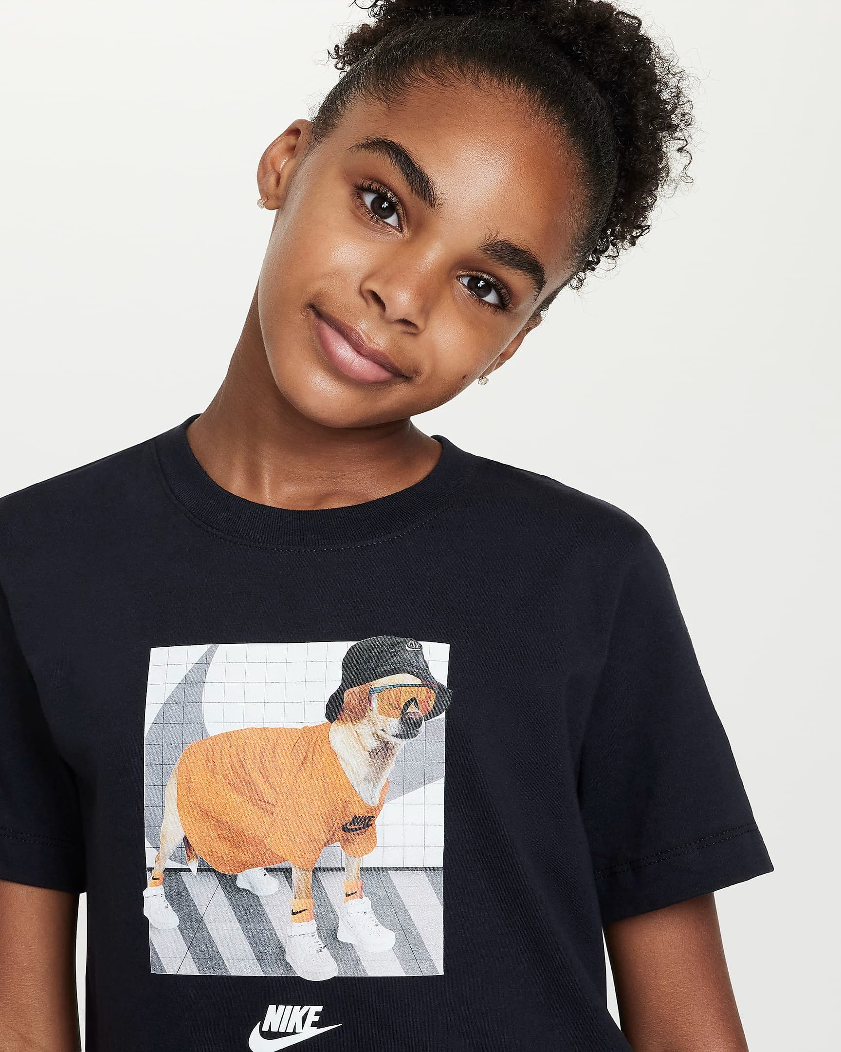 NIKE NSW TEE ADAPT BOOBIE B TEEN (HF5992-010)