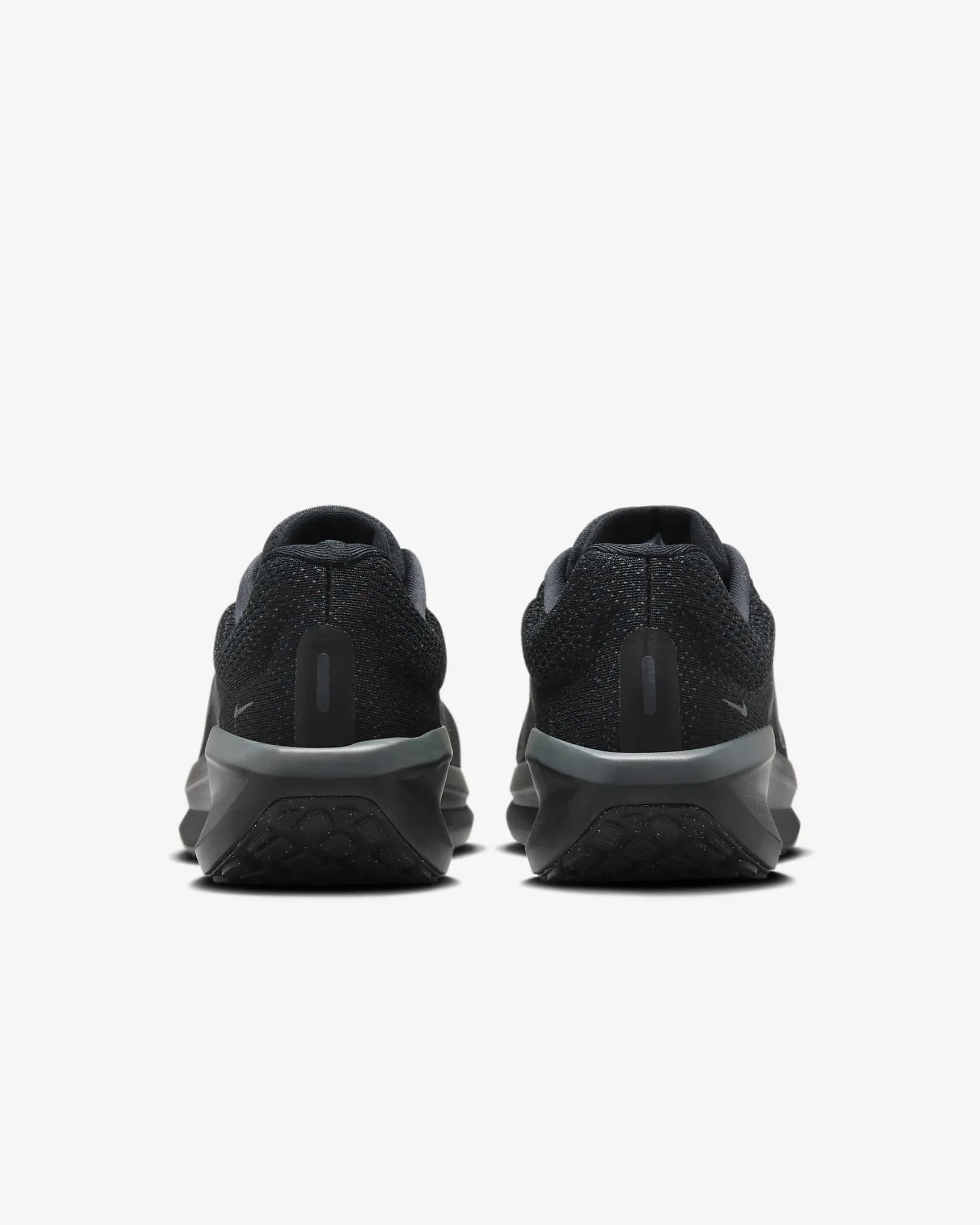 МУЖСКИЕ КРОССОВКИ NIKE AIR WINFLO 11 (FJ9509-002)