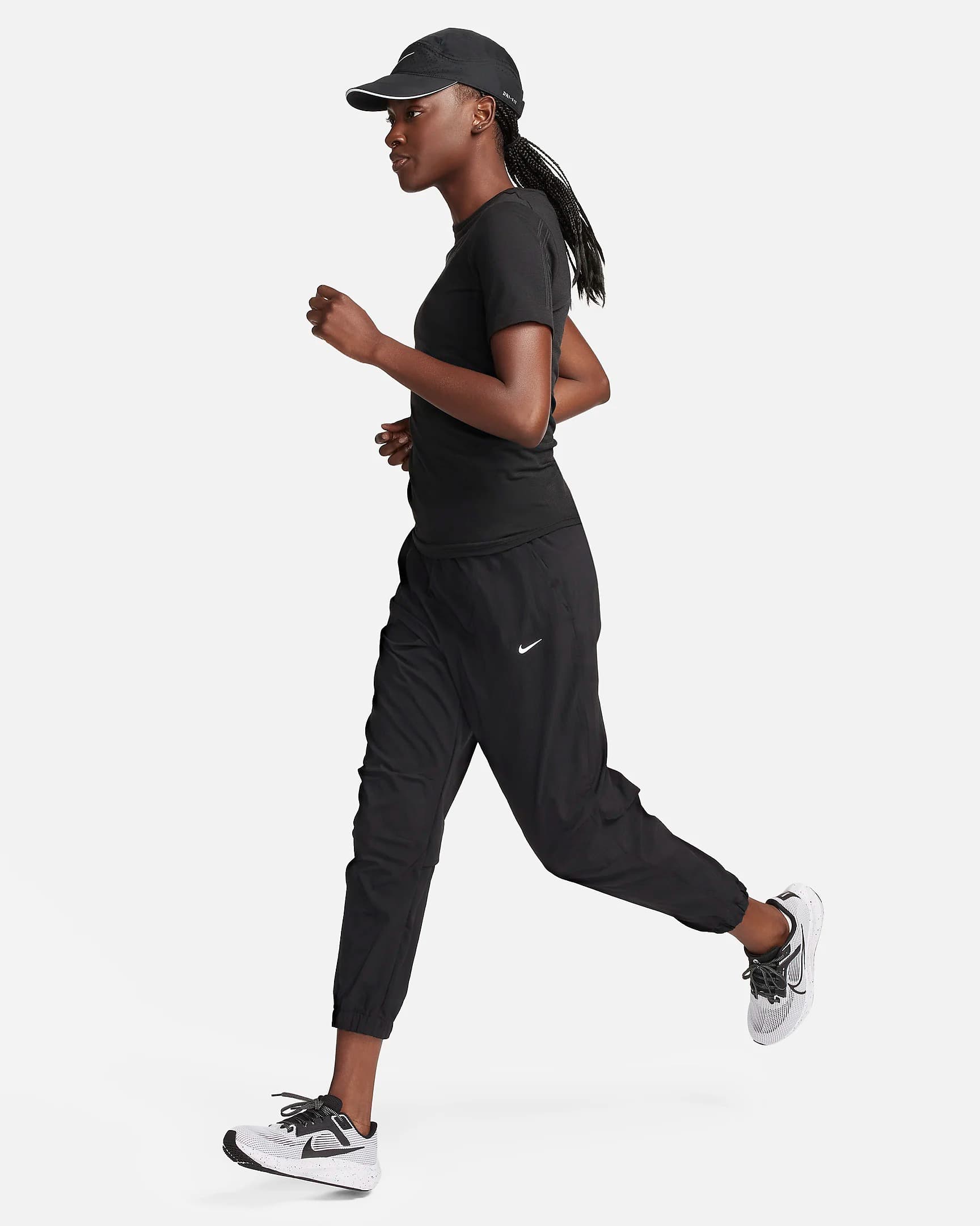 ЖЕНСКИЕ ШТАНЫ NIKE FAST DF WRM MR 7/8 PNT (FB7730-010)
