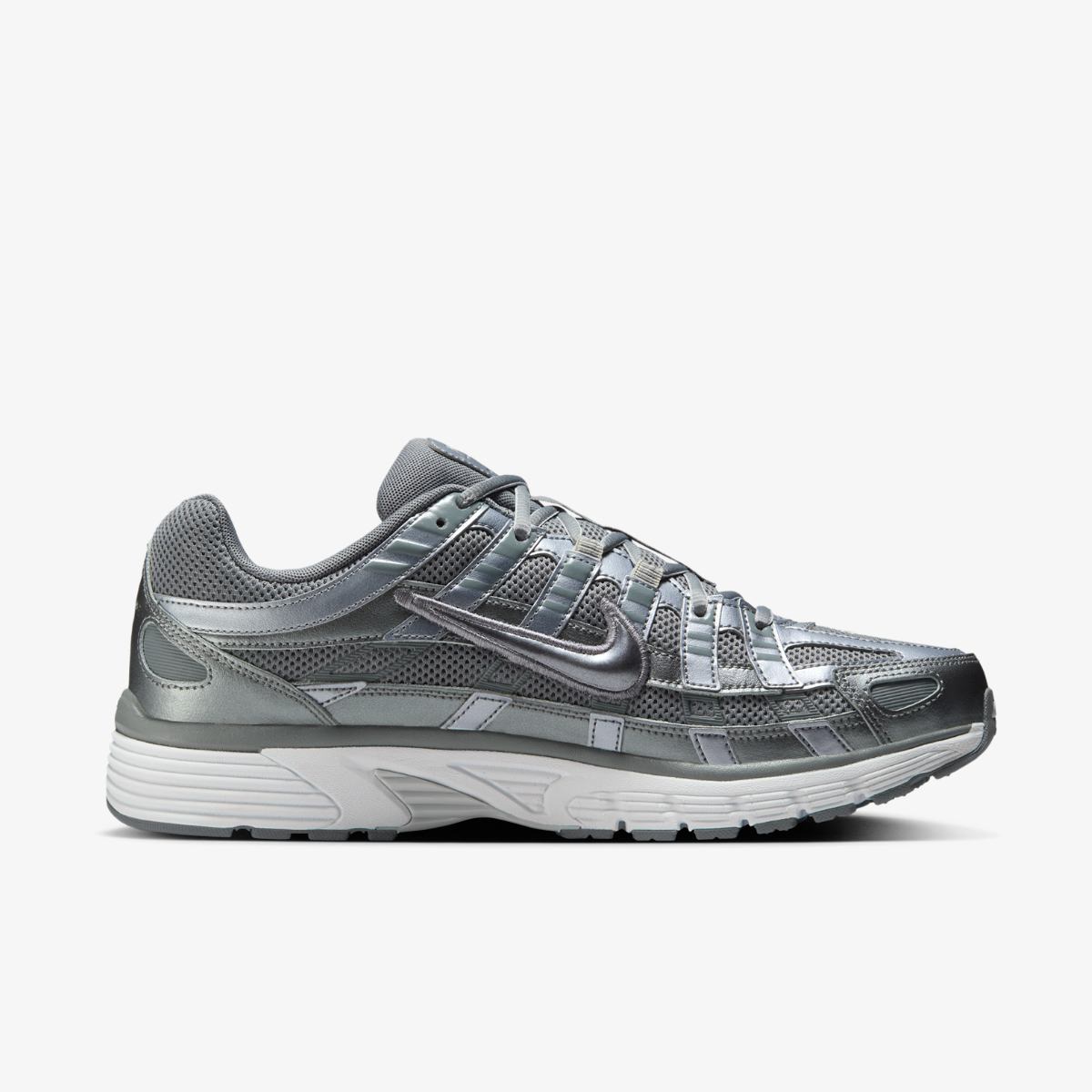 МУЖСКИЕ КРОССОВКИ NIKE P-6000 (CD6404-023)