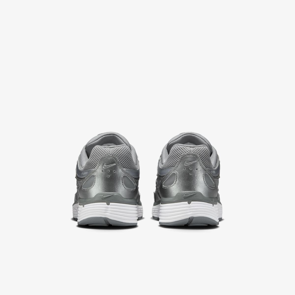 МУЖСКИЕ КРОССОВКИ NIKE P-6000 (CD6404-023)