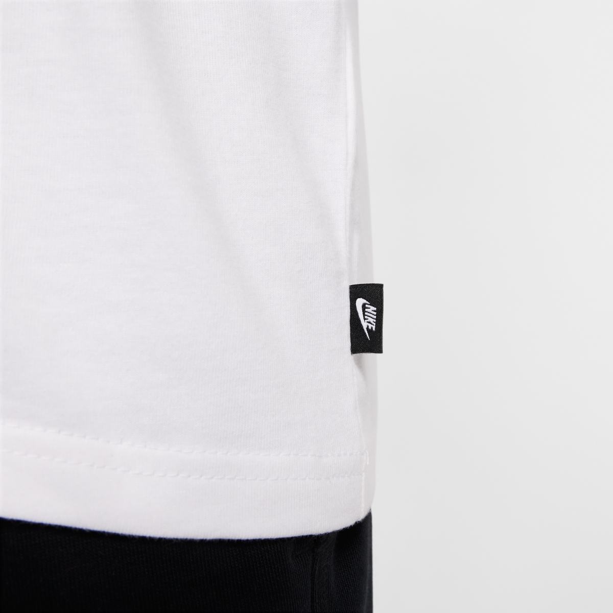 MEN'S NIKE NSW TEE M90 SNKR PATCH PKT (HJ0574-100)