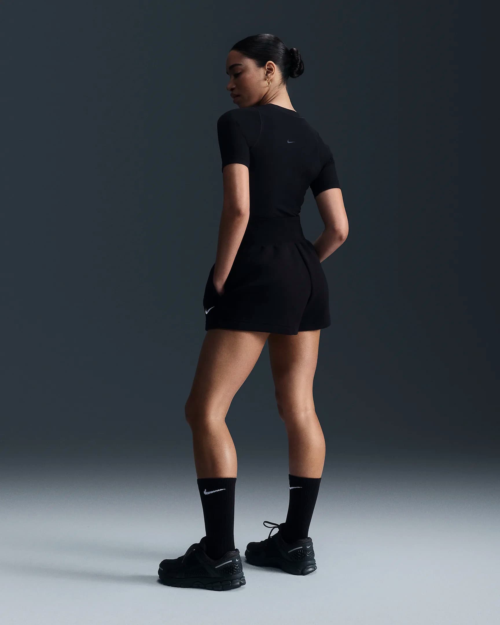 WOMEN'S NIKE NSW PHNX FLC HR SHORT (FD1409-010)