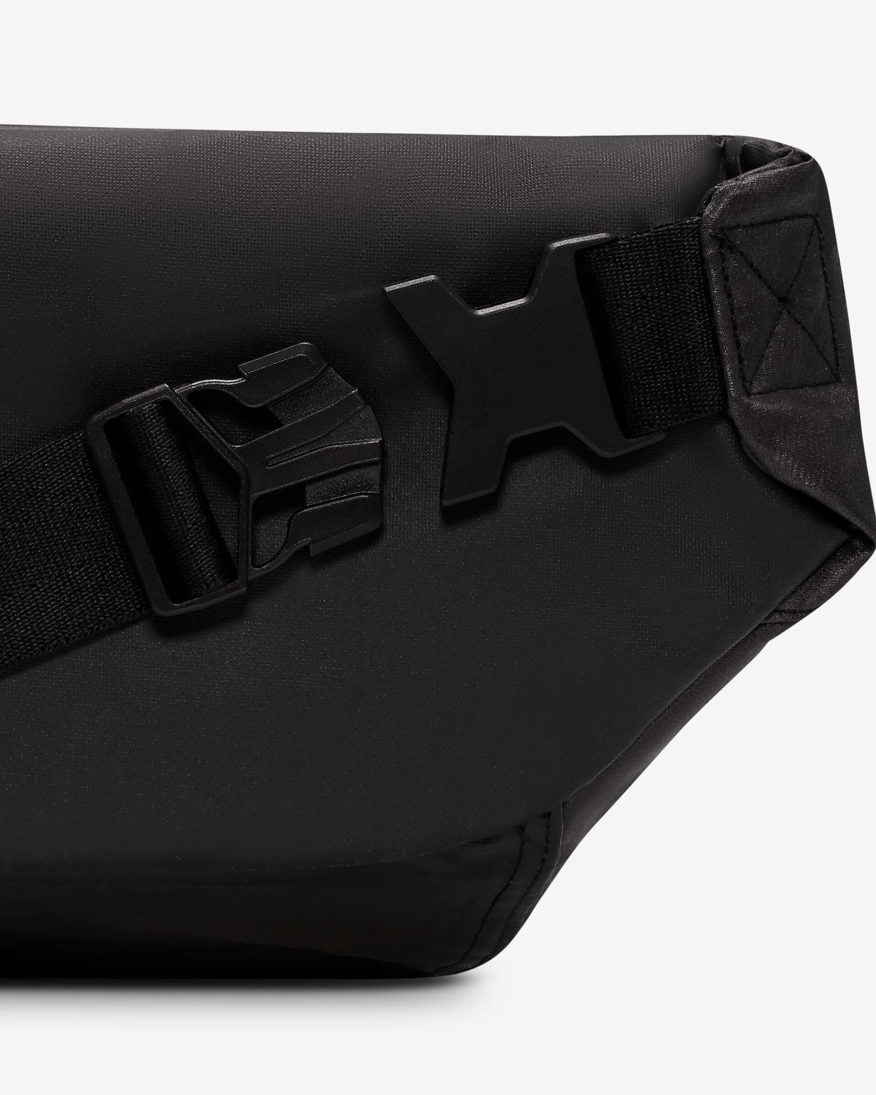 СУМКА УНИСЕКС ЧЕРЕЗ ПЛЕЧО NIKE ELEMENTAL PRO WP - SF ADV (FZ6370-010)