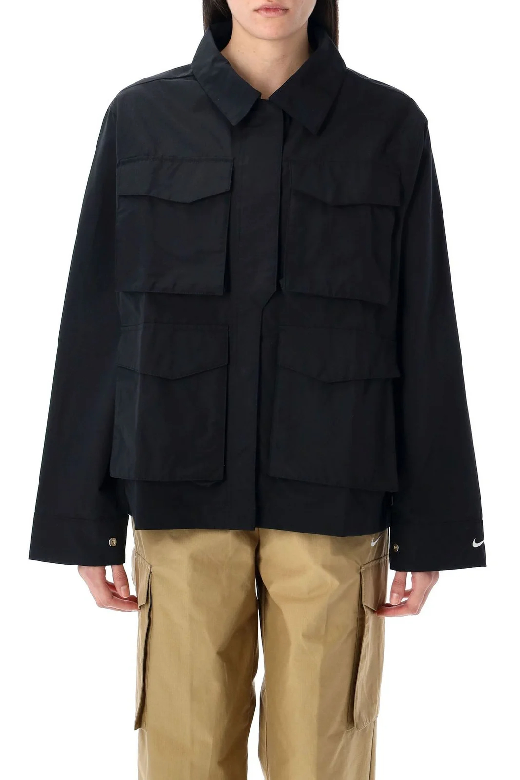 WOMEN'S WINDBREAKER NIKE NSW ESSNTL WVN CRGO JKT (HJ1007-010)