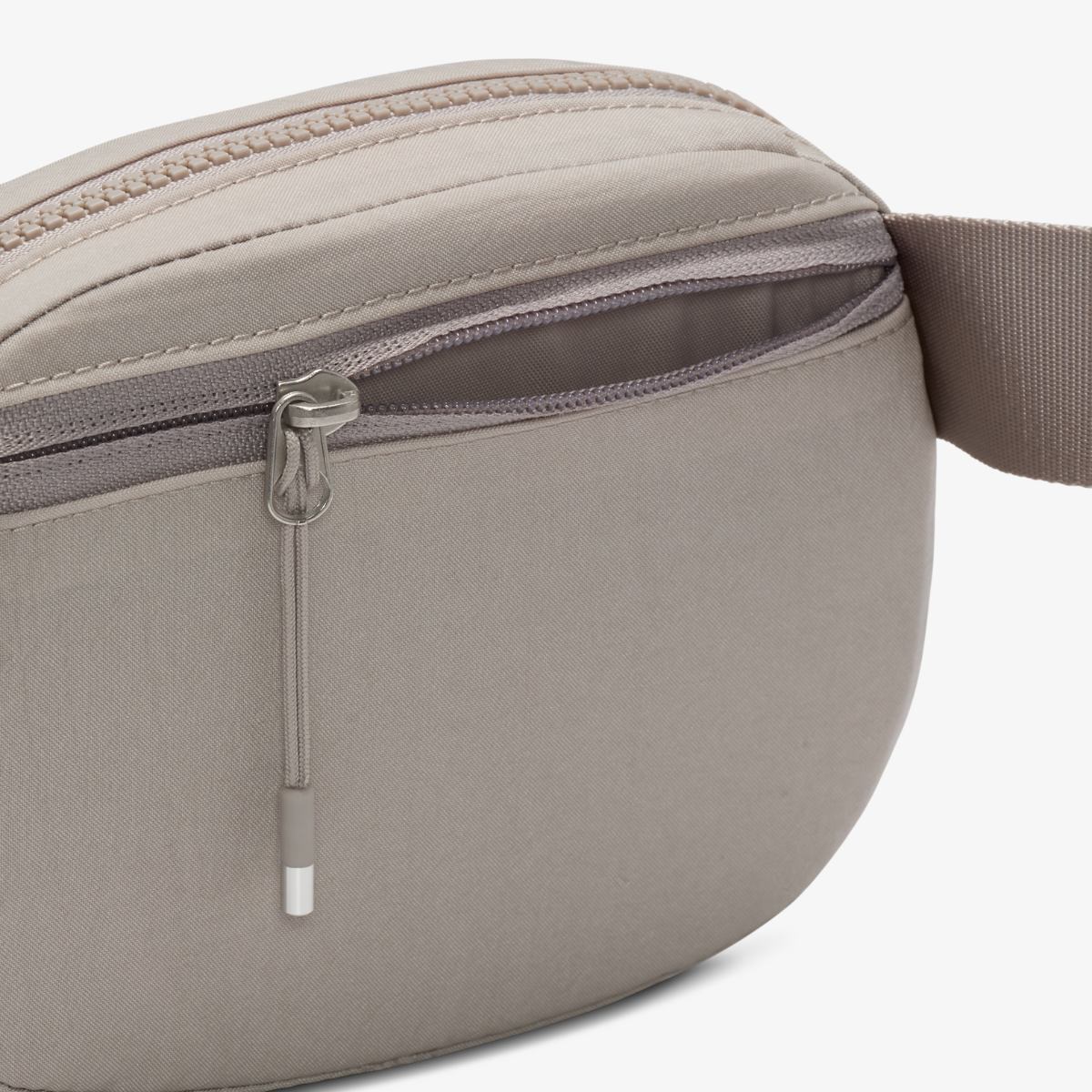 СУМКА УНИСЕКС ЧЕРЕЗ ПЛЕЧО NIKE AURA WAISTPACK (HM6120-009)