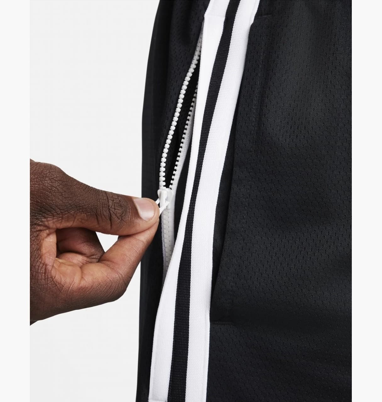 МУЖСКИЕ ШОРТЫ NIKE DF DNA 10IN SHORT (FN2604-010)