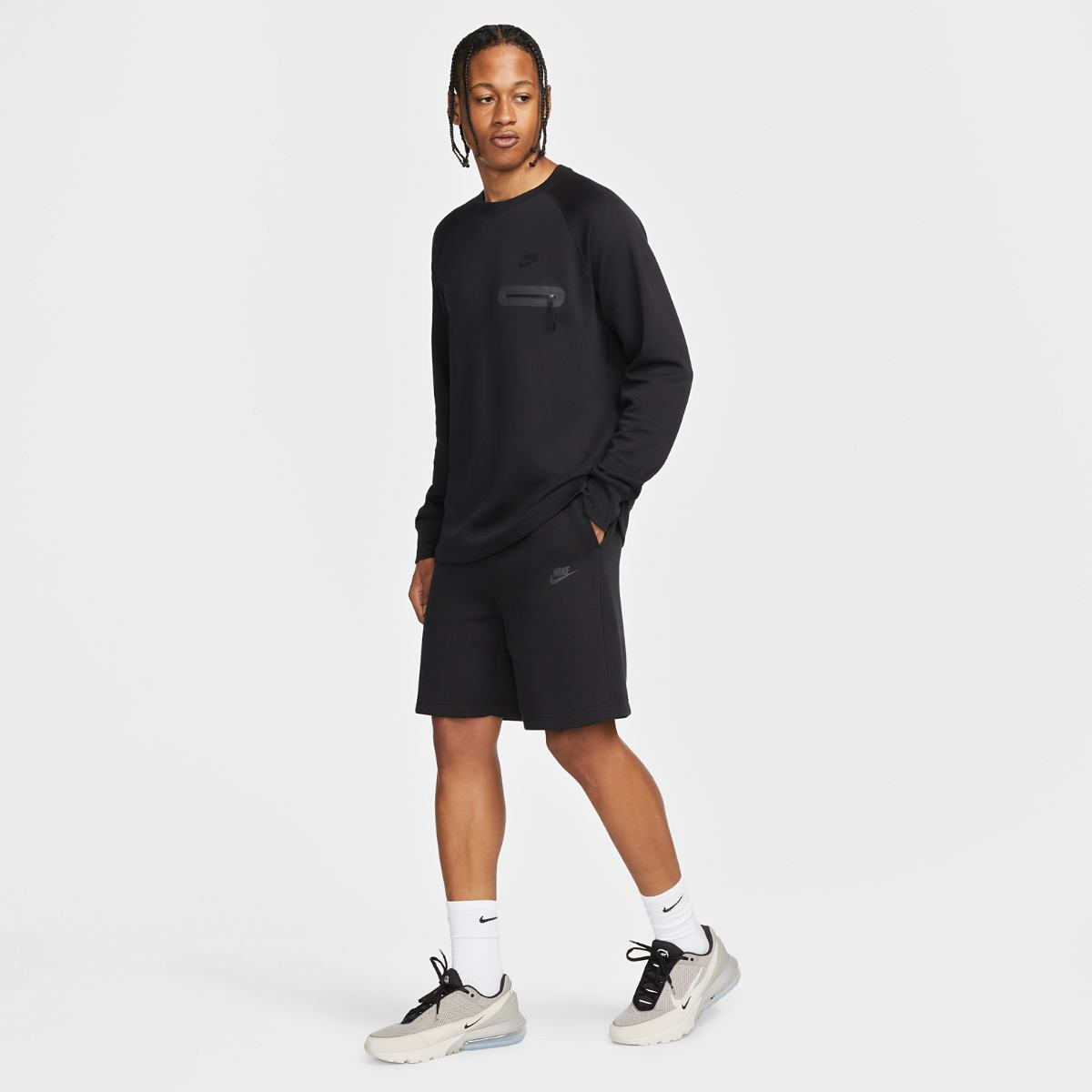 ЧОЛОВІЧІ ШОРТИ NIKE TCH FLC SHORT (FB8171-010)