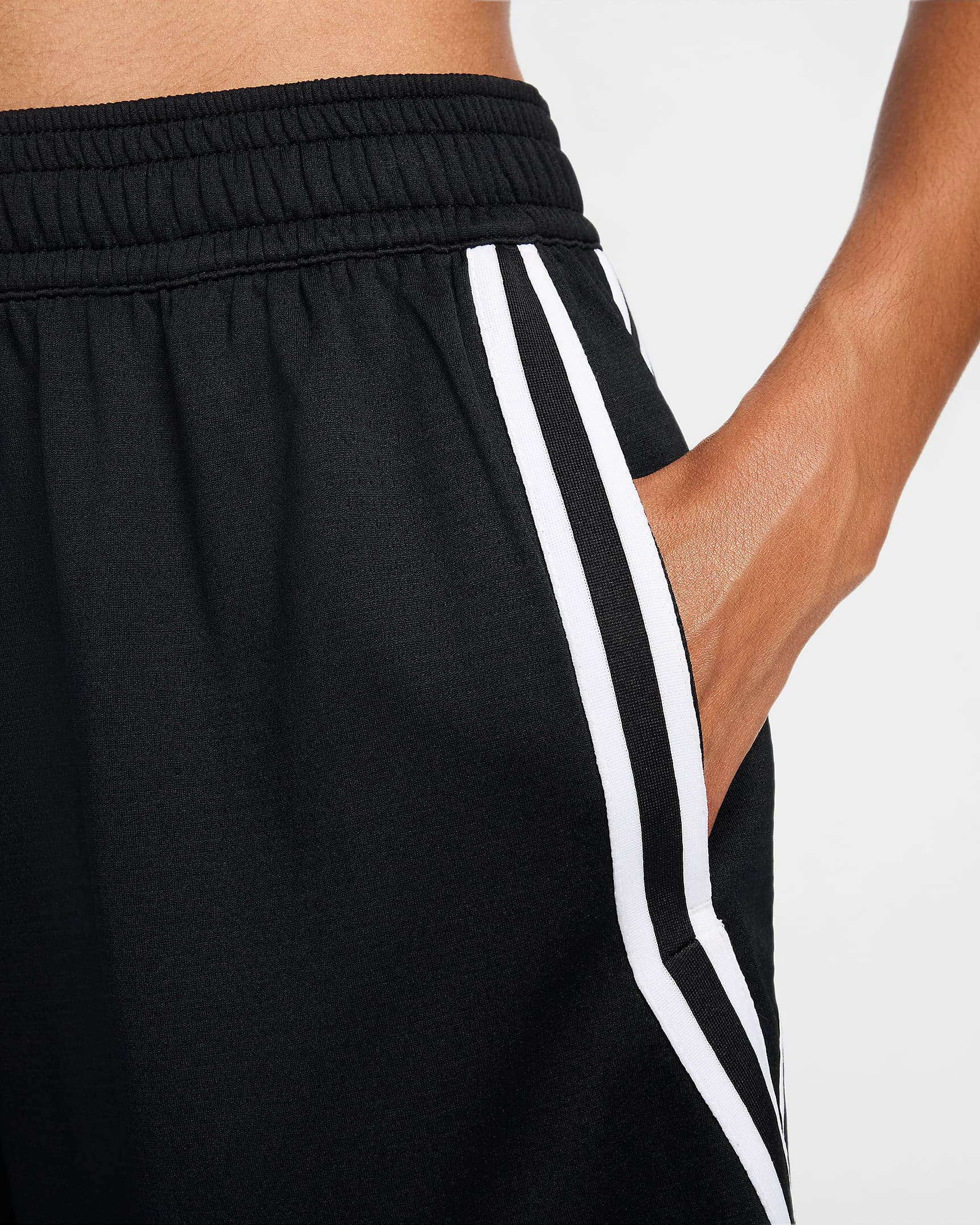WOMEN'S SHORTS NIKE DF CROSSOVER 7IN SHORT (FQ4544-010)