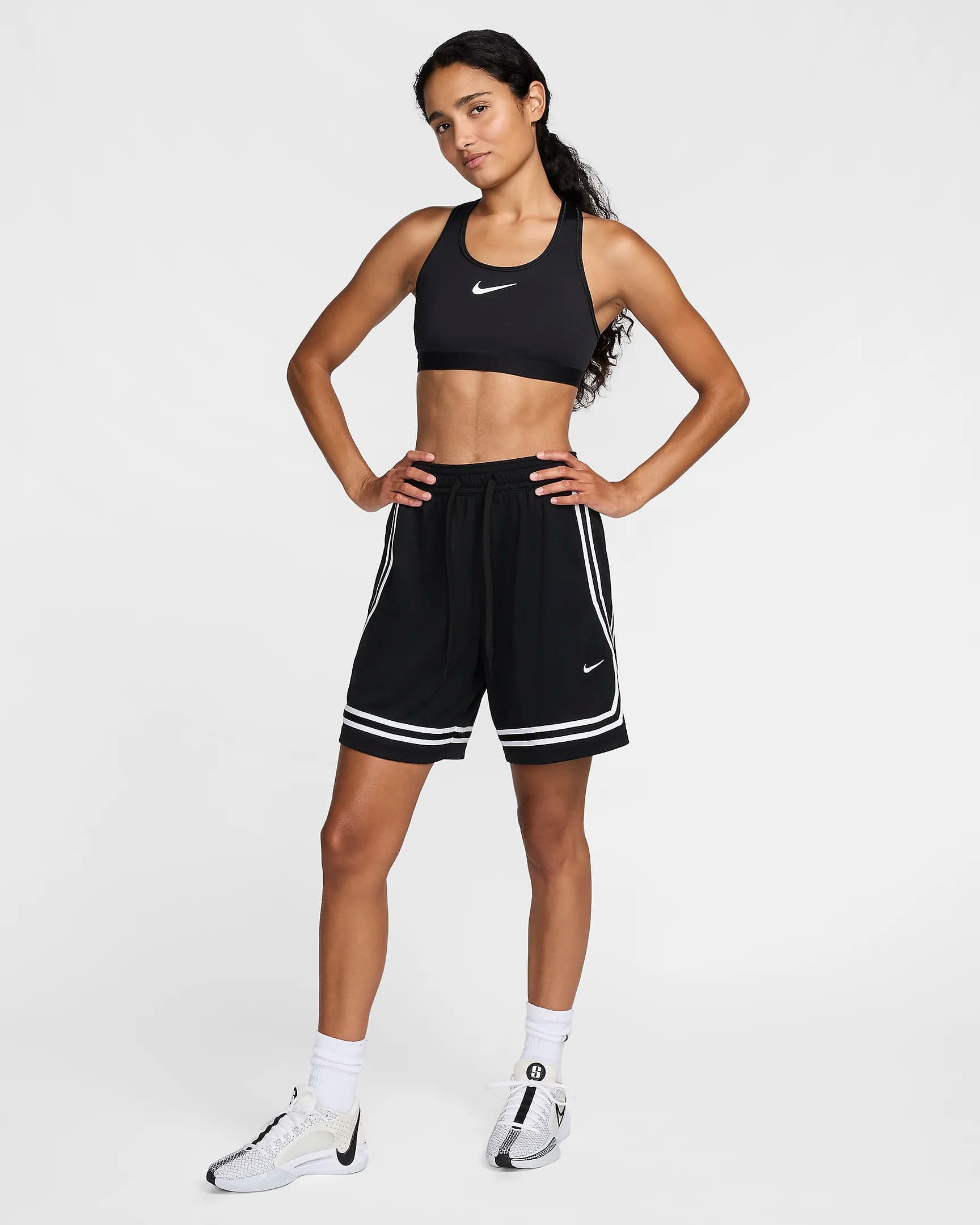 WOMEN'S SHORTS NIKE DF CROSSOVER 7IN SHORT (FQ4544-010)