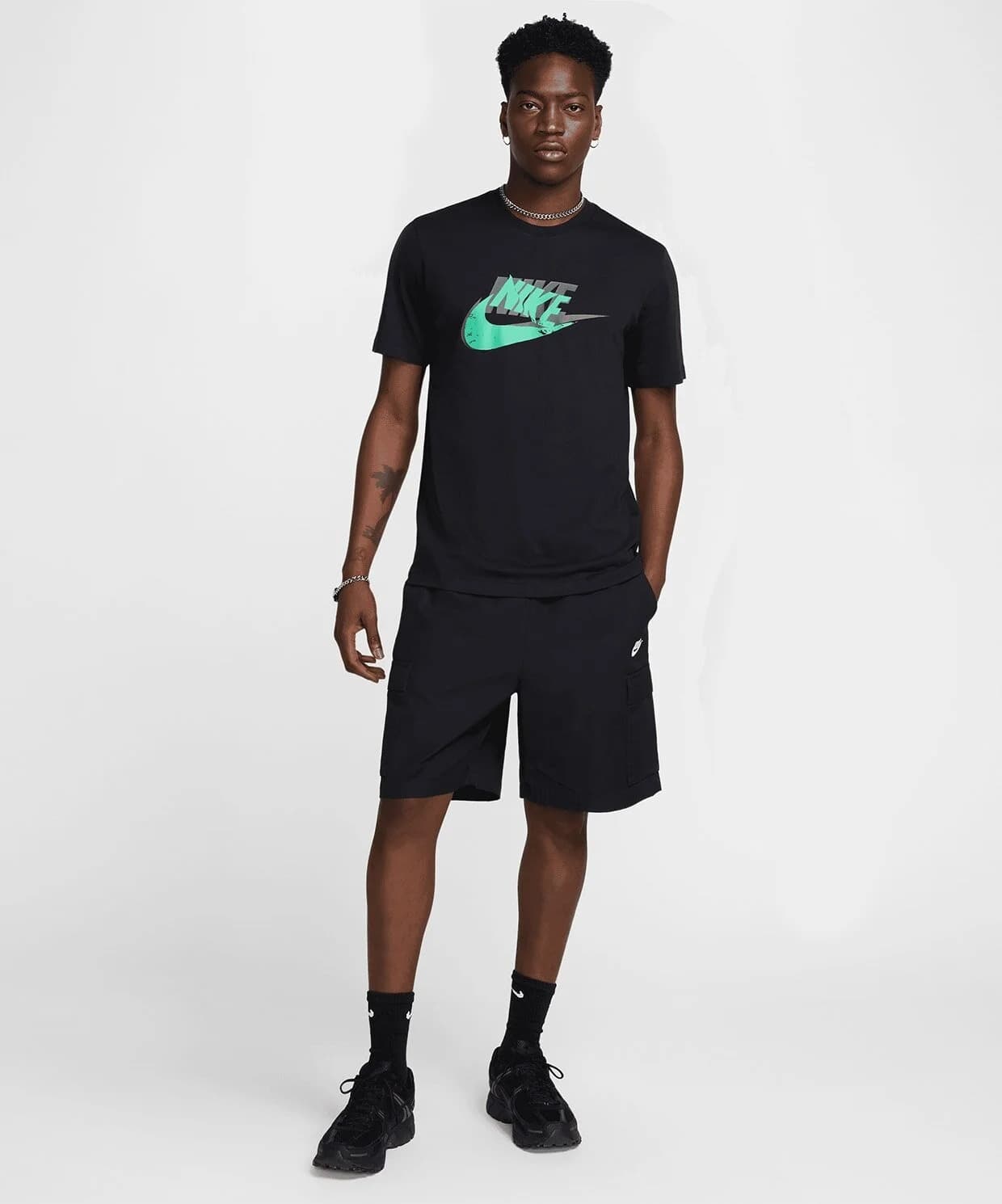 МУЖСКАЯ ФУТБОЛКА NIKE NSW TEE 12MO FUTURA SP25 (HJ0559-010)