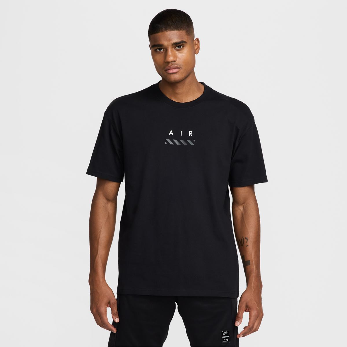 ЧОЛОВІЧА ФУТБОЛКА NIKE NSW TEE M90 NK AIR SP25 2 (HJ0580-010)