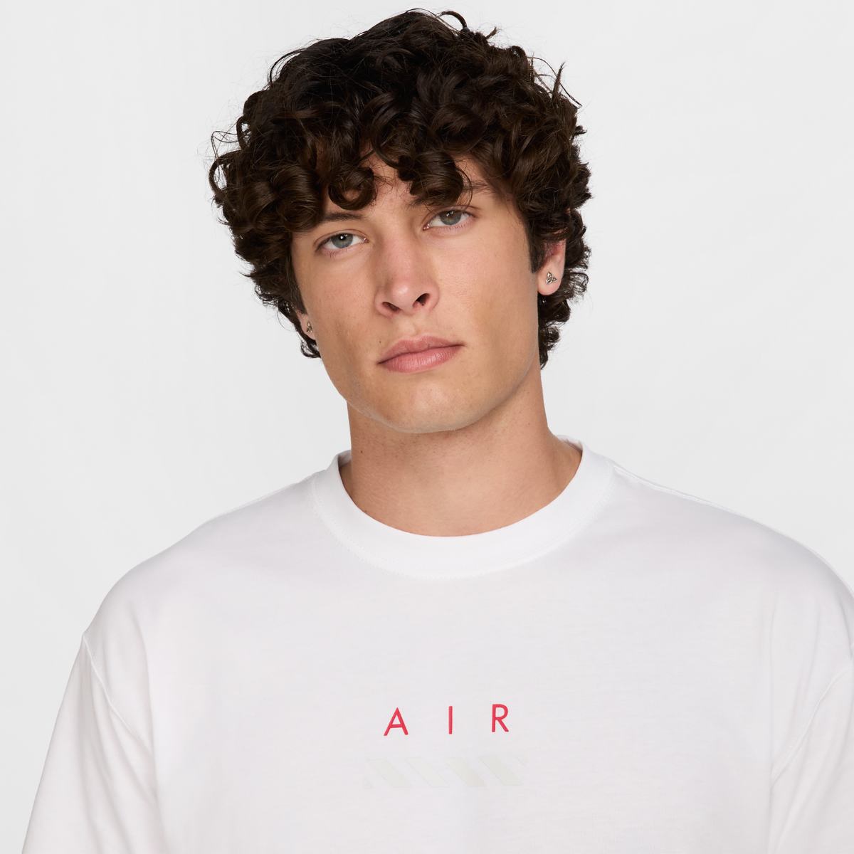 МУЖСКАЯ ФУТБОЛКА NIKE NSW TEE M90 NK AIR SP25 2 (HJ0580-100)