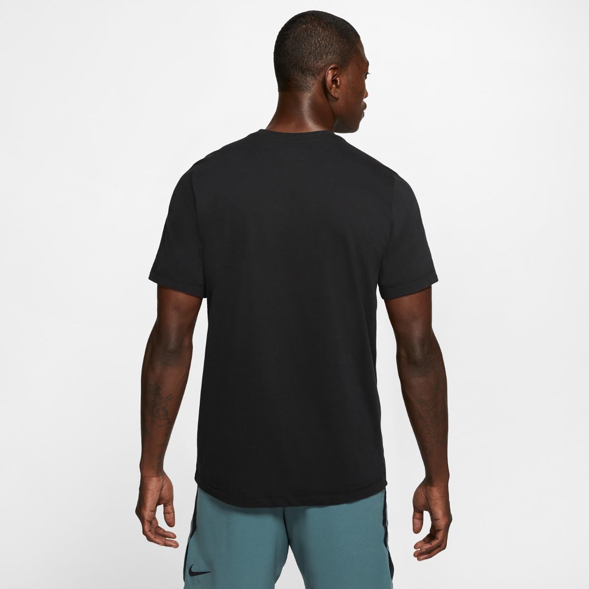ЧОЛОВІЧА ФУТБОЛКА NIKE DRY TEE DFC CREW SOLID (AR6029-010)