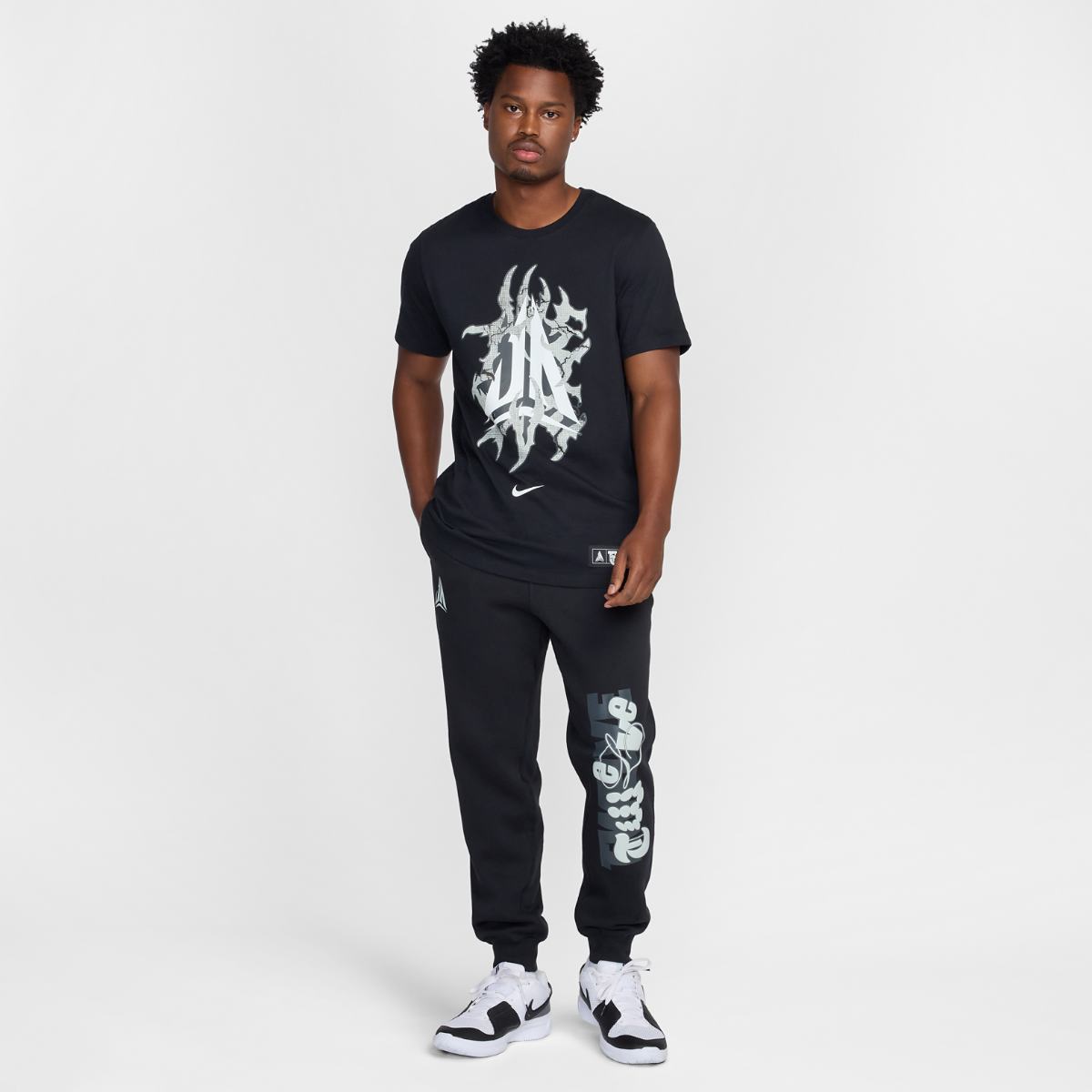 МУЖСКАЯ ФУТБОЛКА NIKE JA M NK TEE SP25 (HJ3322-010)