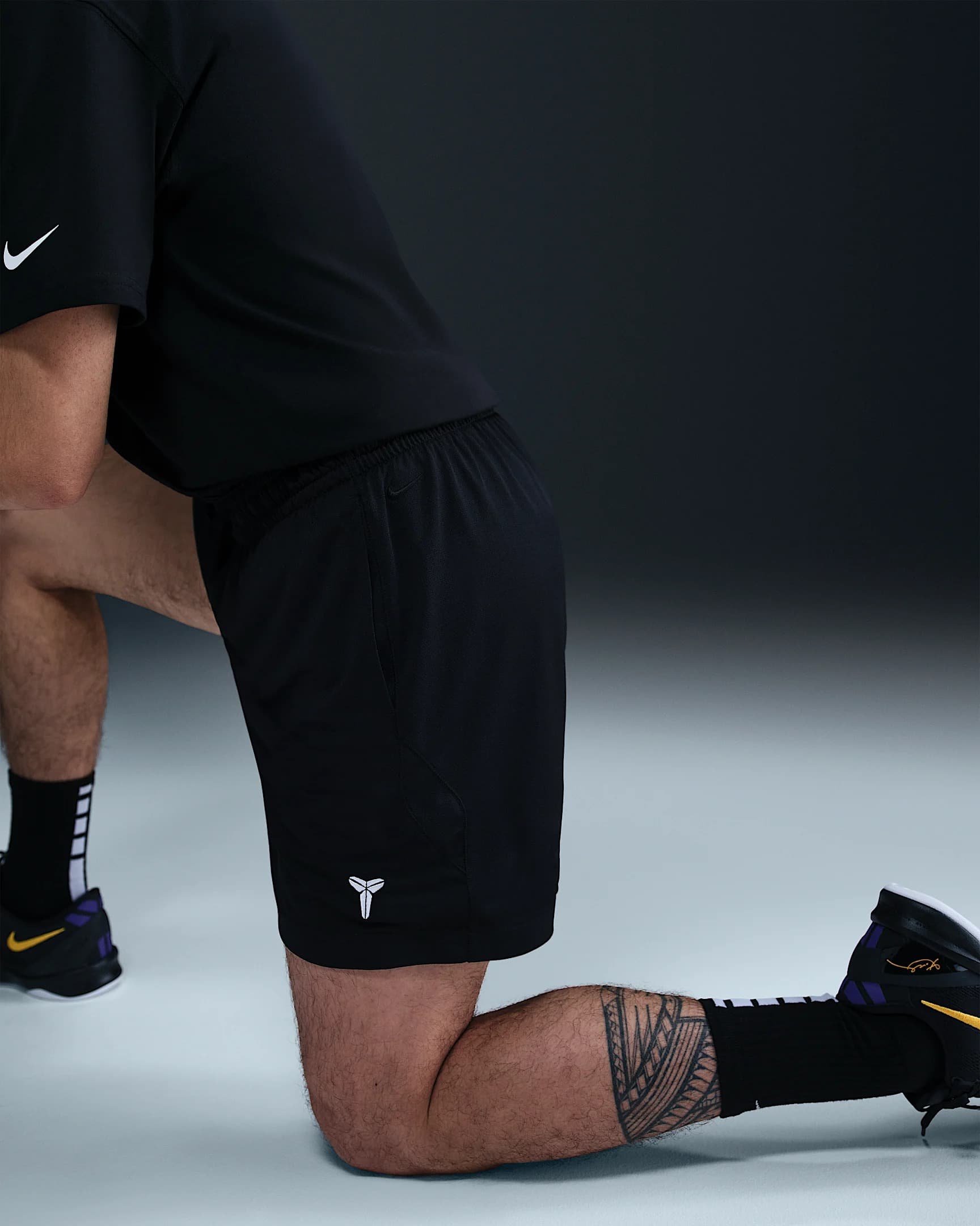 МУЖСКИЕ ШОРТЫ NIKE KOBE BRYANT DF FUND 6IN SHORT (HJ8103-010)