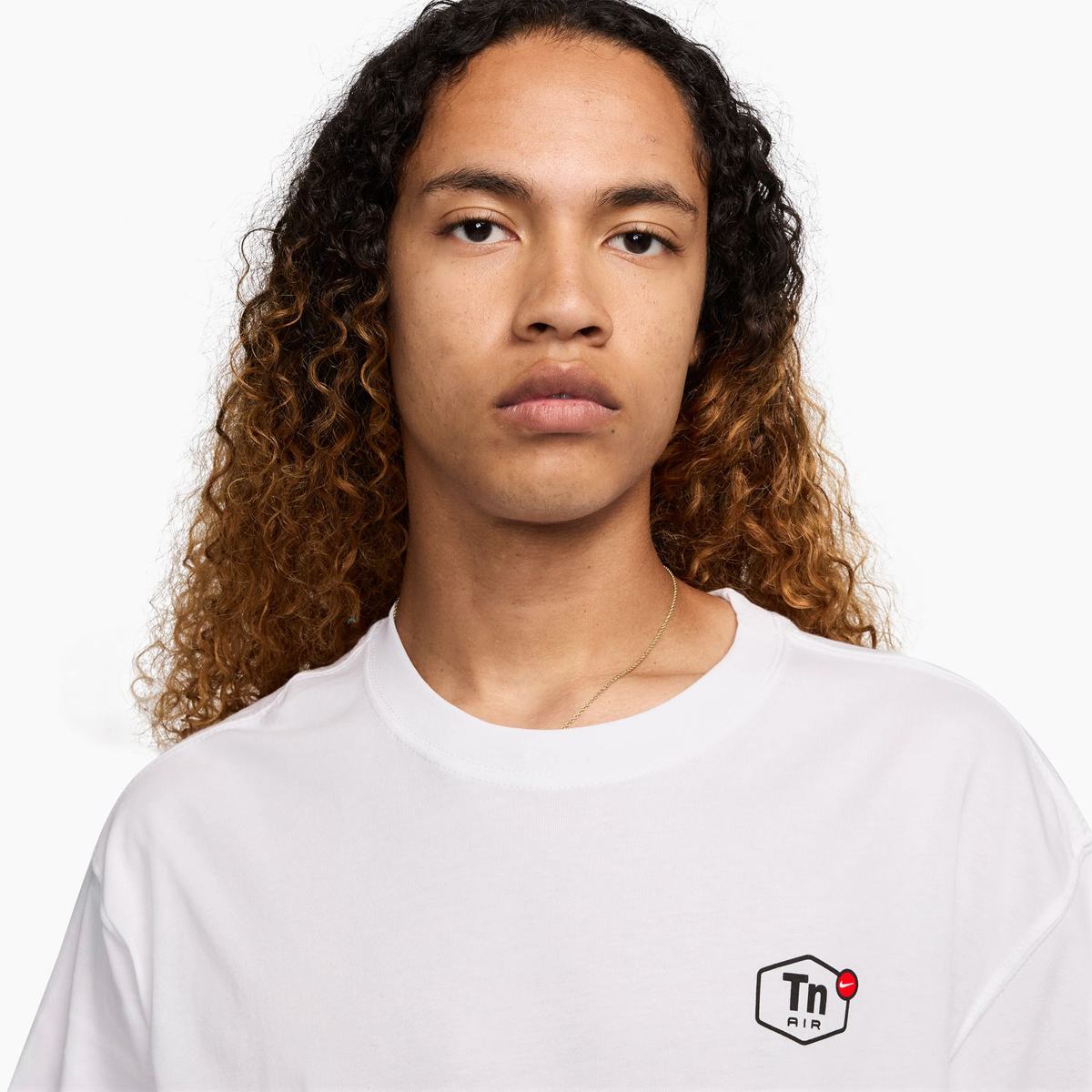 МУЖСКАЯ ФУТБОЛКА NIKE U NSW TEE M90 OC FESTIVAL HBR (HJ0750-100)