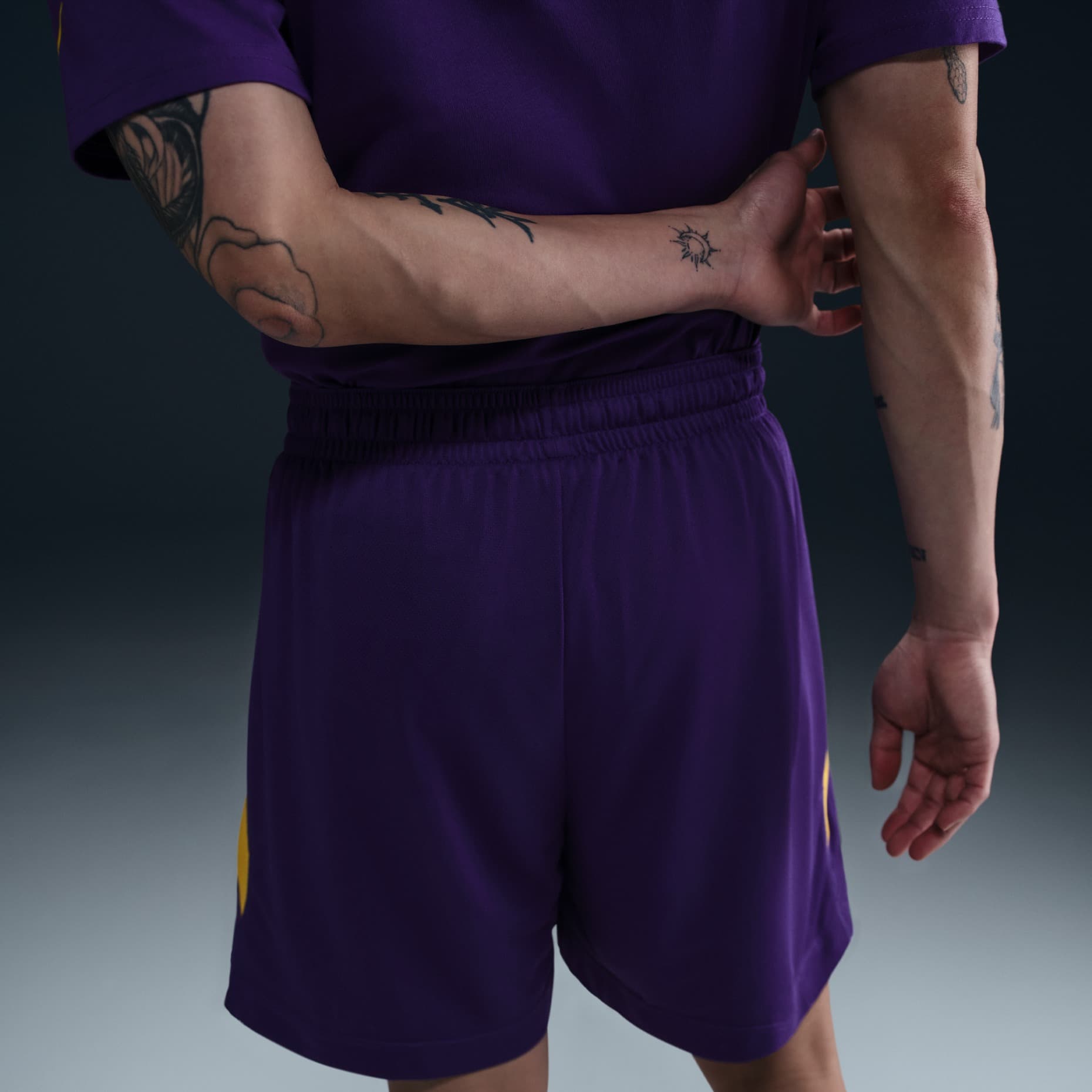 МУЖСКИЕ ШОРТЫ NIKE KOBE BRYANT DF FUND 6IN SHORT (HJ8103-547)