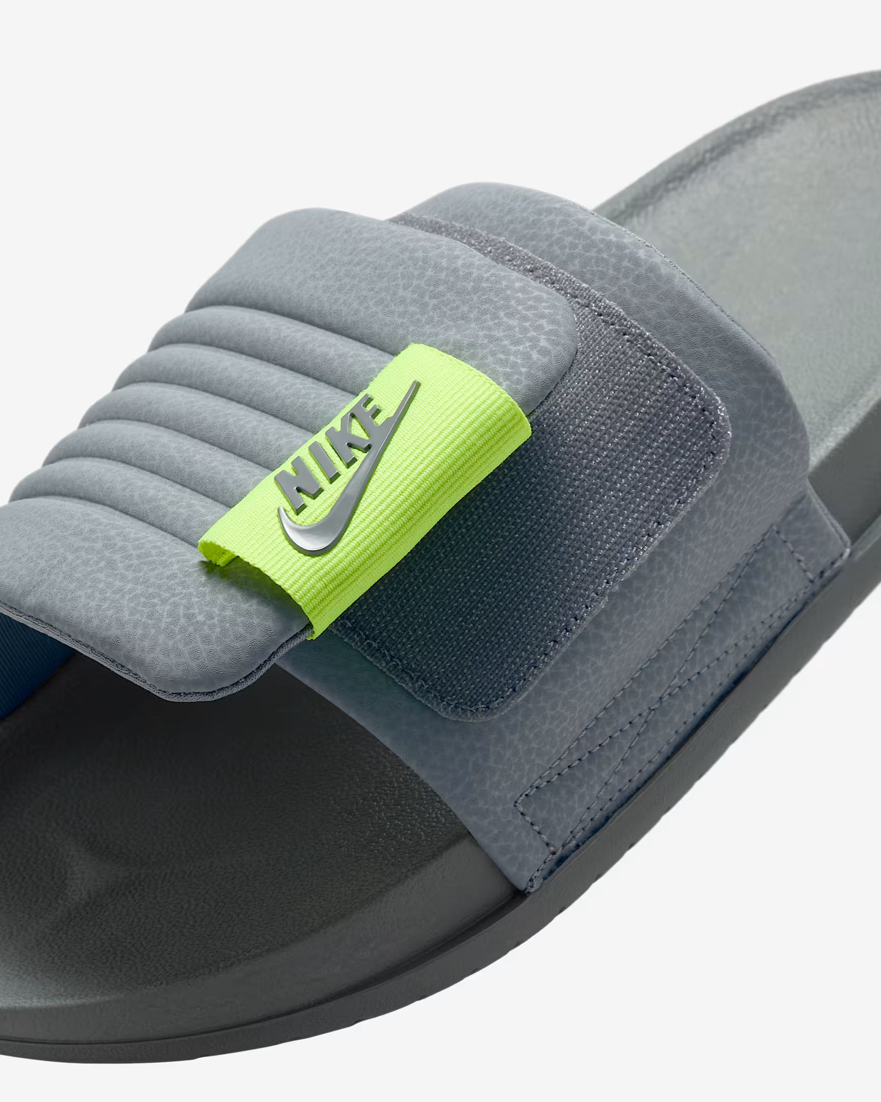 МУЖСКИЕ ШЛЁПАНЦЫ NIKE OFFCOURT ADJUST SLIDE (DQ9624-006)