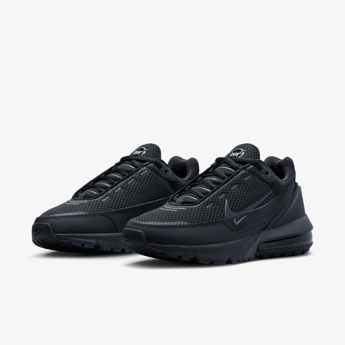 ЧОЛОВІЧІ КРОСІВКИ NIKE AIR MAX PULSE (DR0453-003)