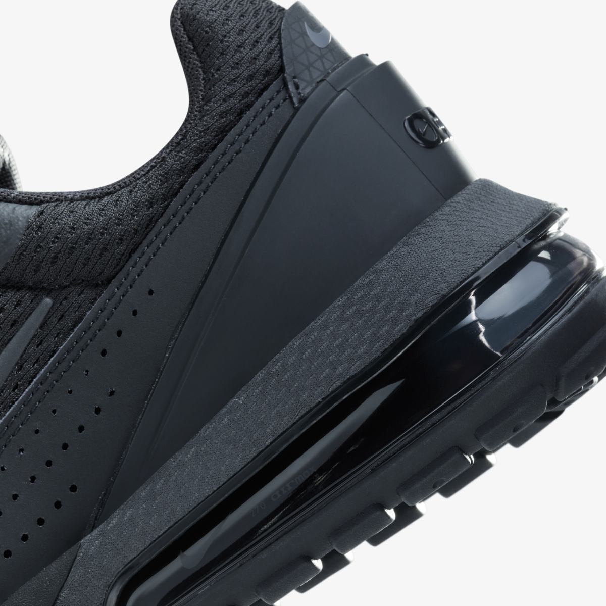 MEN'S NIKE AIR MAX PULSE SNEAKERS (DR0453-003)
