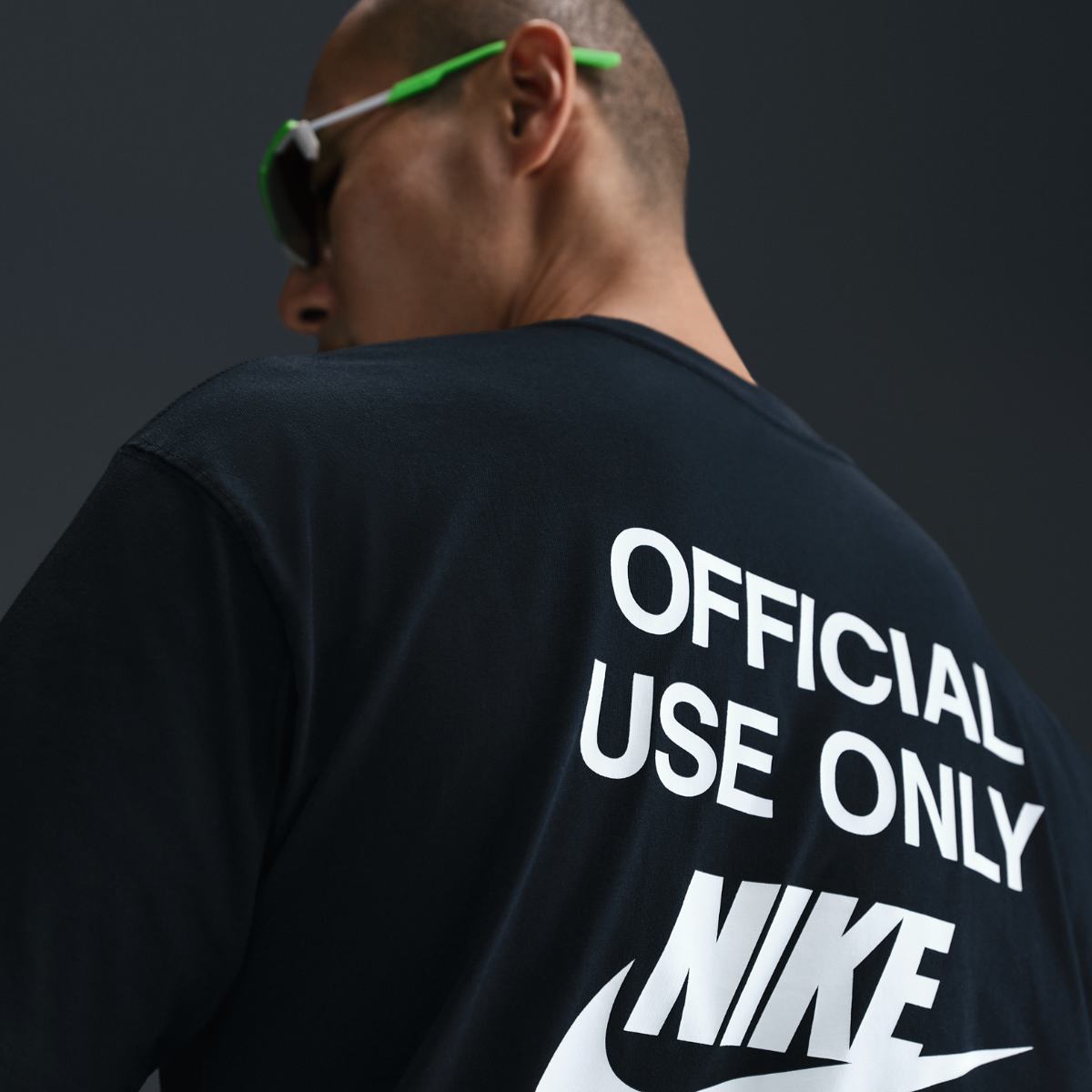 ЧОЛОВІЧА ФУТБОЛКА NIKE U NSW TEE M90 OC REMIX (HJ0774-010)