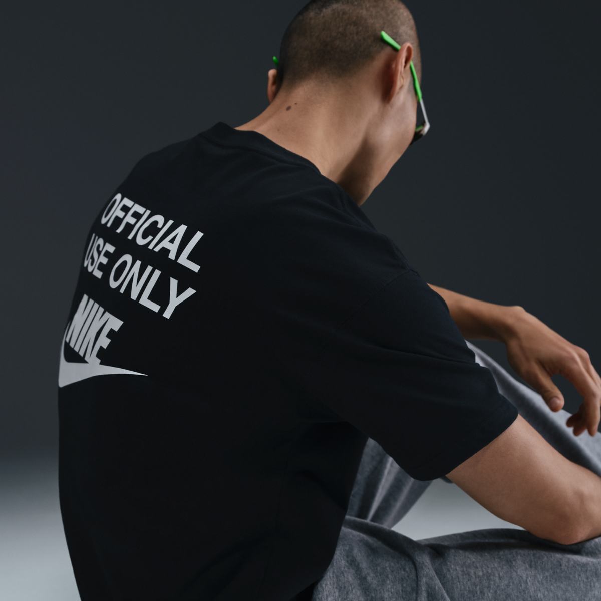 ЧОЛОВІЧА ФУТБОЛКА NIKE U NSW TEE M90 OC REMIX (HJ0774-010)