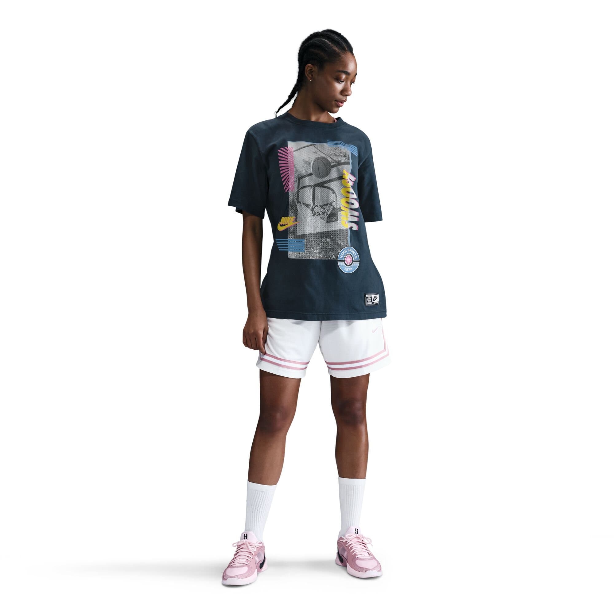 WOMEN'S NIKE NK SS TEE OC BB SP25 (HJ3634-478)