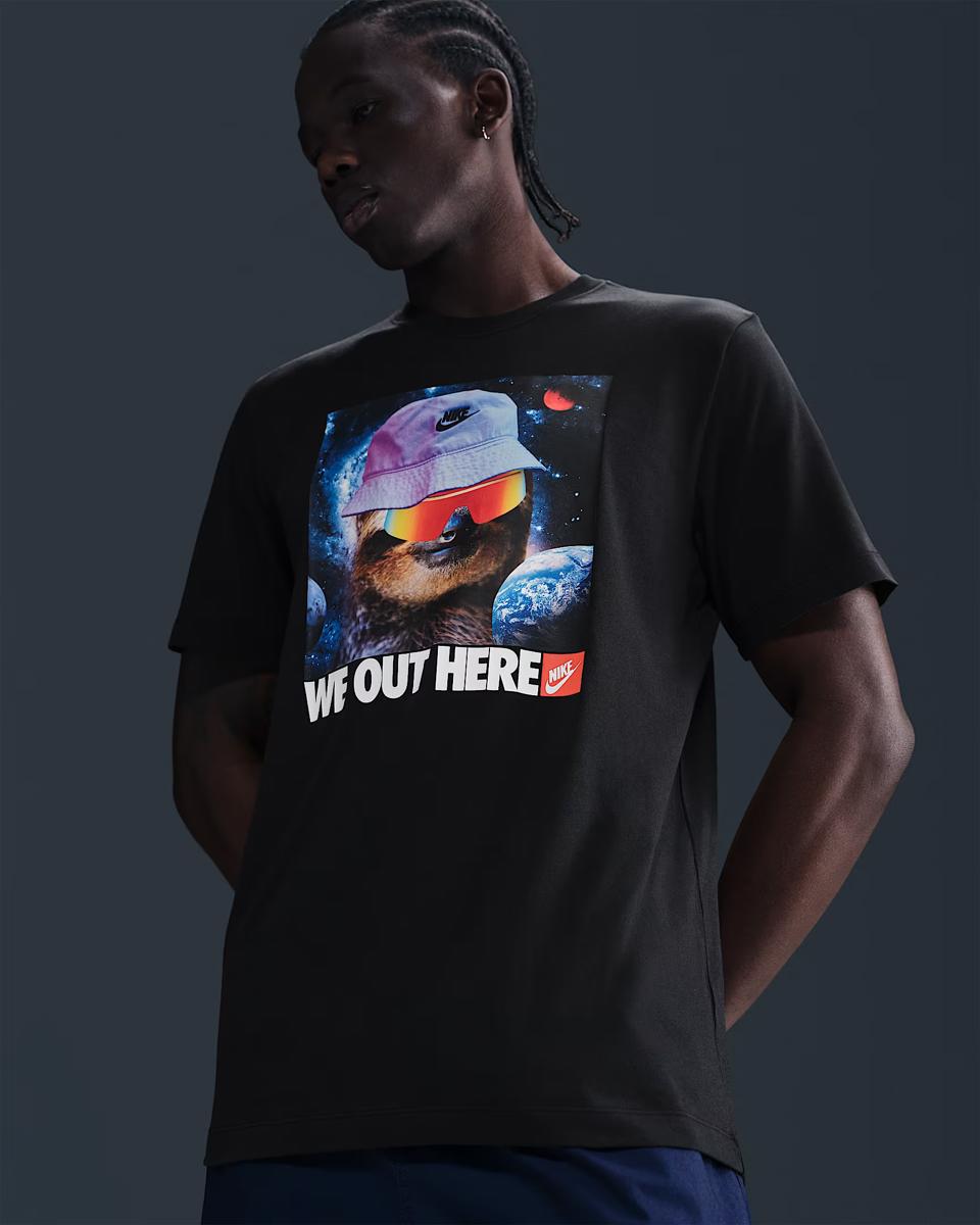MEN'S NIKE U NSW TEE OC PHOTO 1 (HJ0752-010)