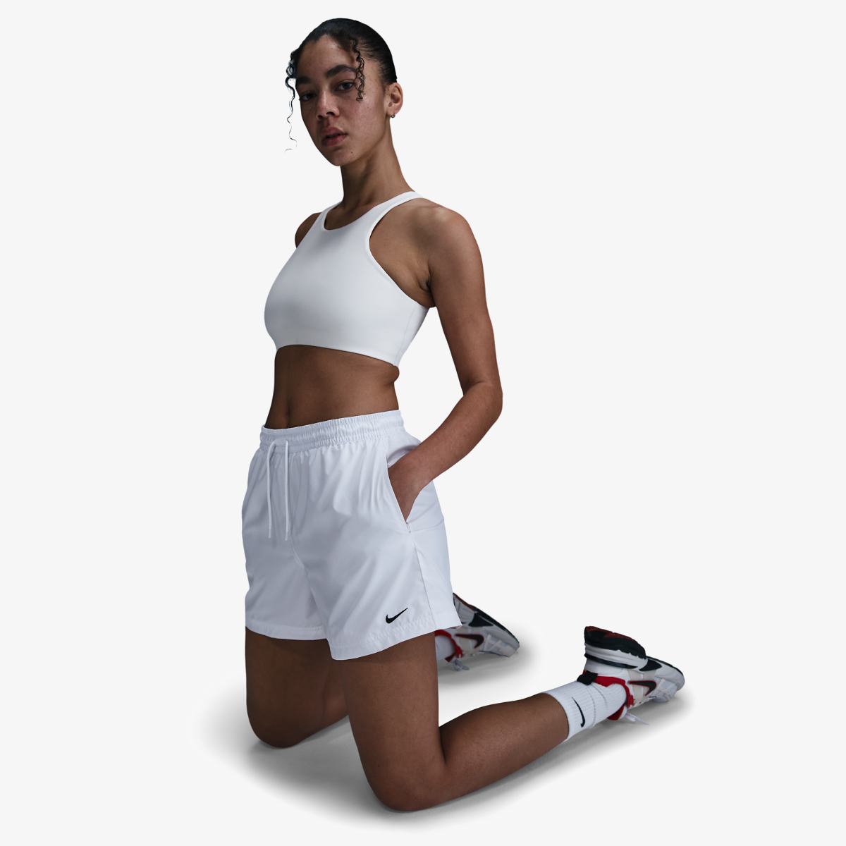 WOMEN'S SHORTS NIKE NSW MR ESSNTL WVN SHORT (FV7557-100)