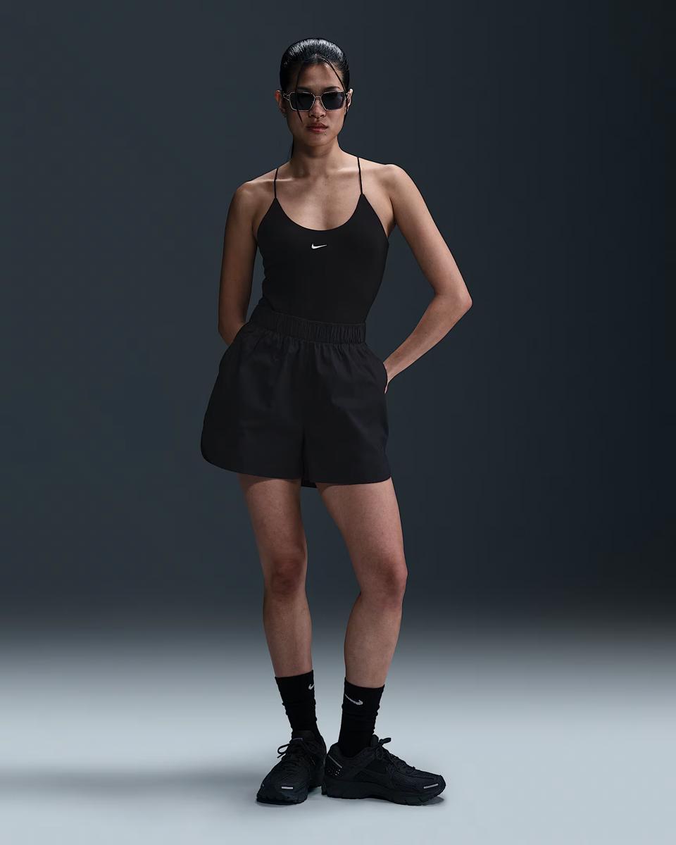WOMEN'S SHORTS NIKE NSW NK CHLL PPLN HR 4' SHORT (HJ0721-010)