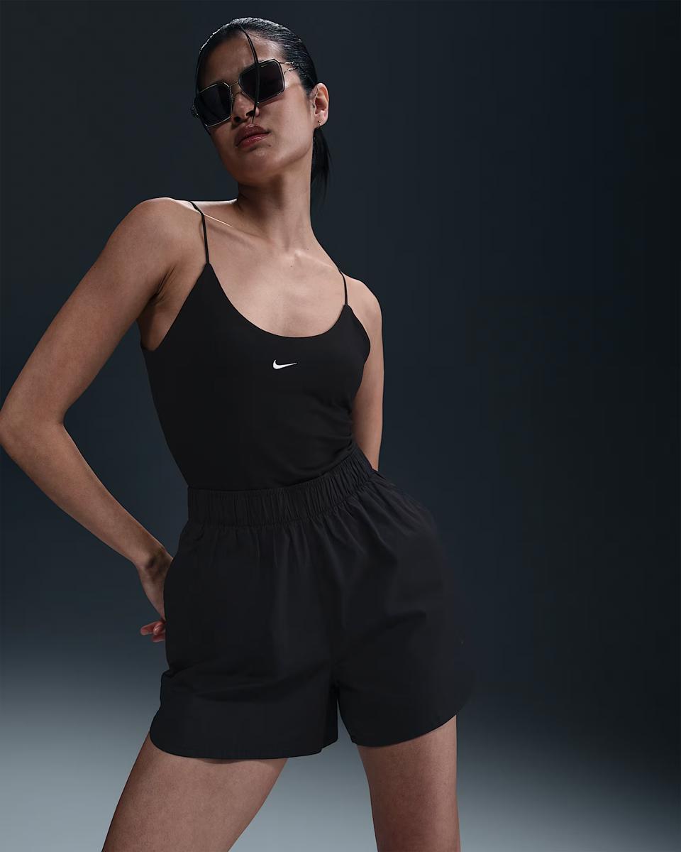 WOMEN'S SHORTS NIKE NSW NK CHLL PPLN HR 4' SHORT (HJ0721-010)