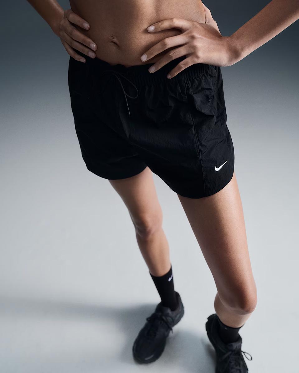 WOMEN'S SHORTS NIKE NSW WR WVN MR 2IN SHORT (FV7500-010)