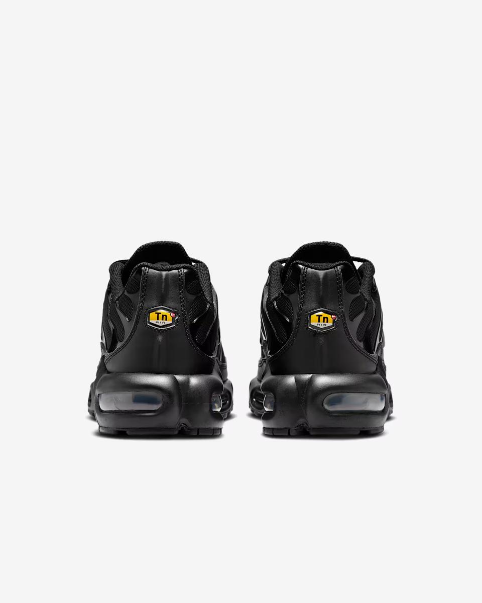 WOMEN'S NIKE AIR MAX PLUS SNEAKERS (DM2362-002)