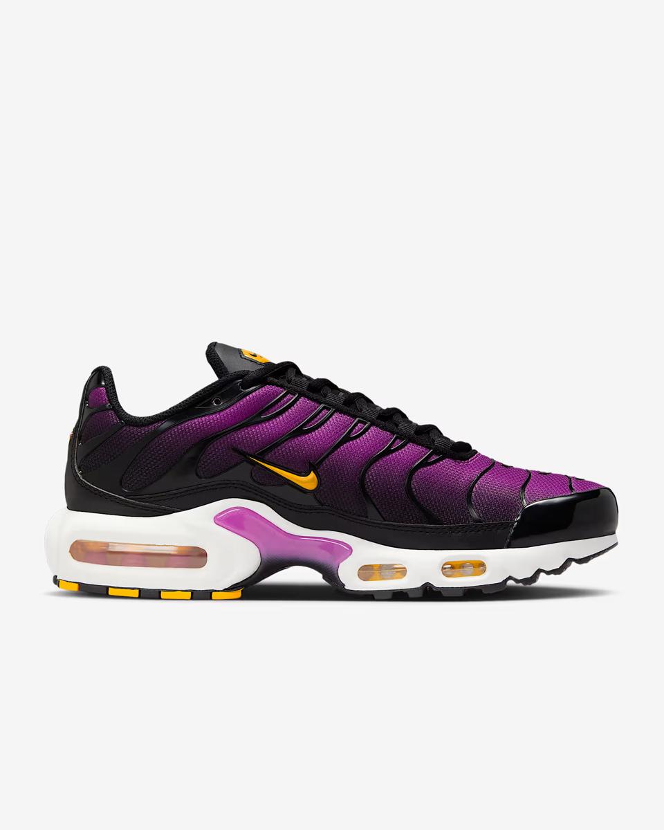 WOMEN'S NIKE AIR MAX PLUS SNEAKERS (DZ3670-005)