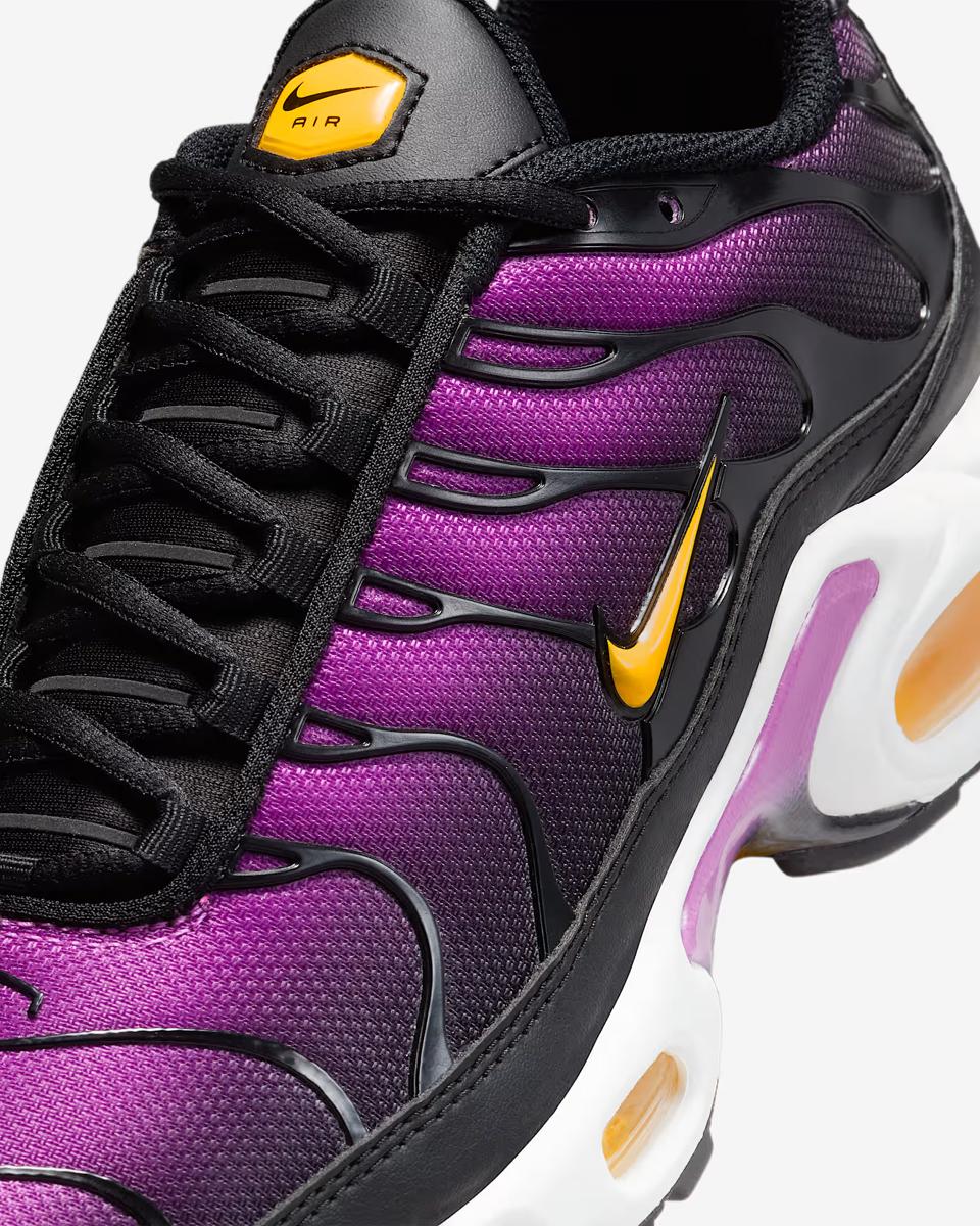 WOMEN'S NIKE AIR MAX PLUS SNEAKERS (DZ3670-005)