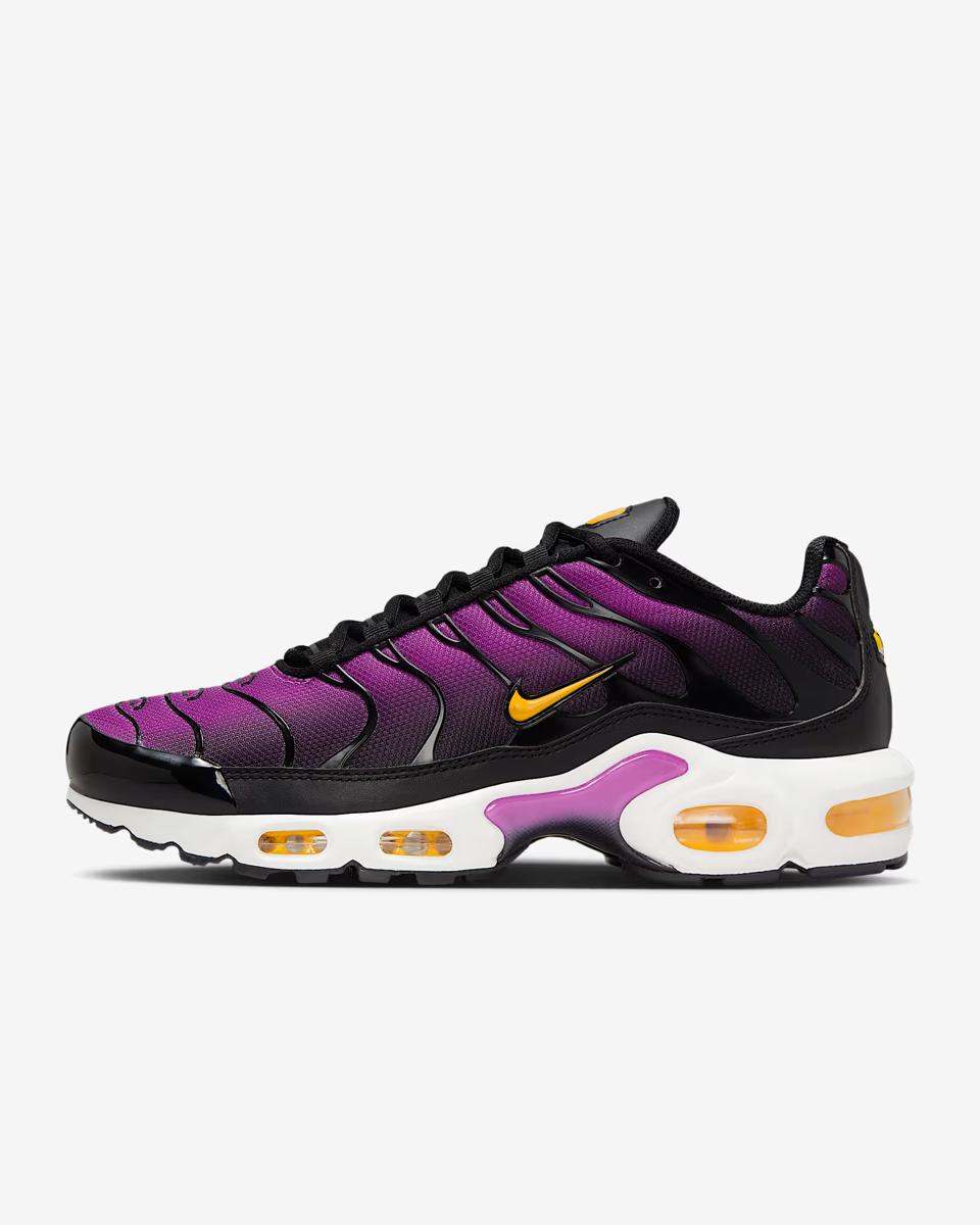 WOMEN'S NIKE AIR MAX PLUS SNEAKERS (DZ3670-005)