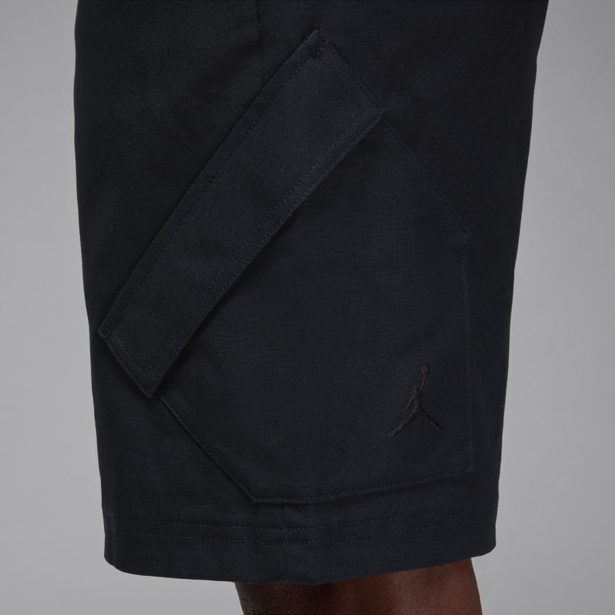 МУЖСКИЕ ШОРТЫ JORDAN ESS STMT CHI SHORT (HF9365-010)