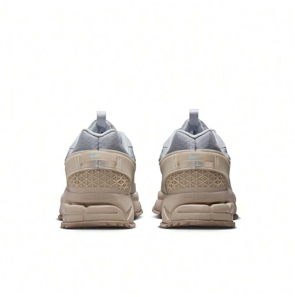 MEN'S NIKE ZOOM VOMERO ROAM SNEAKERS (HJ4646-001)