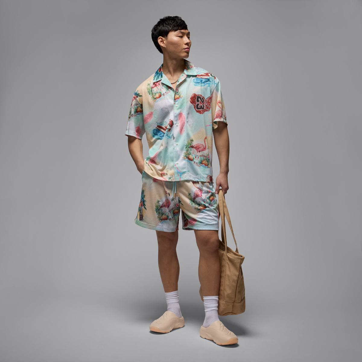 МУЖСКАЯ РУБАШКА JORDAN ESS SMR PK AOP CAMP TOP (IB3007-133)