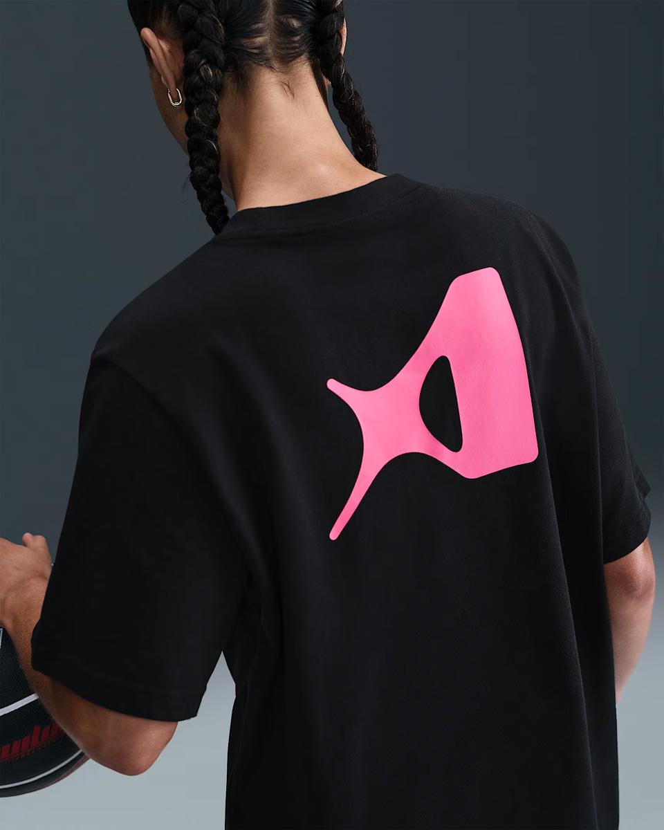 ЖІНОЧА ФУТБОЛКА NIKE AJA SIGNATURE SS TEE (HQ1696-010)