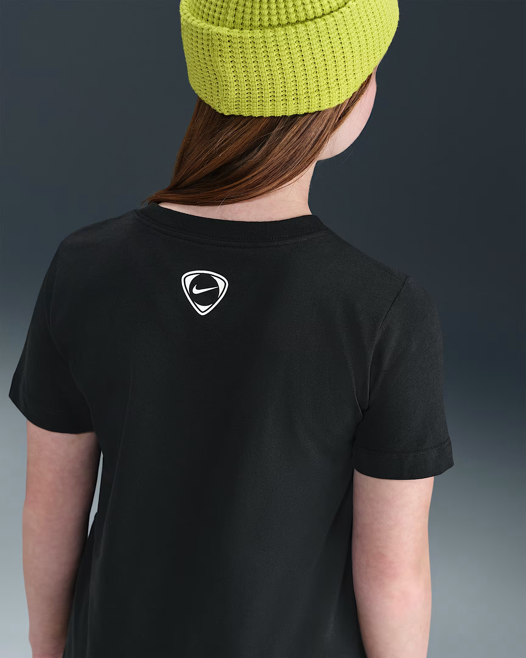 NIKE K NSW TEE TOTAL 90 FA25 TEEN (II7273-010)