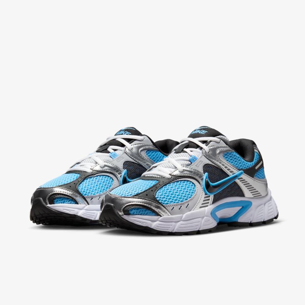 NIKE UNISEX V5 RNR SNEAKERS (HQ7901-400)