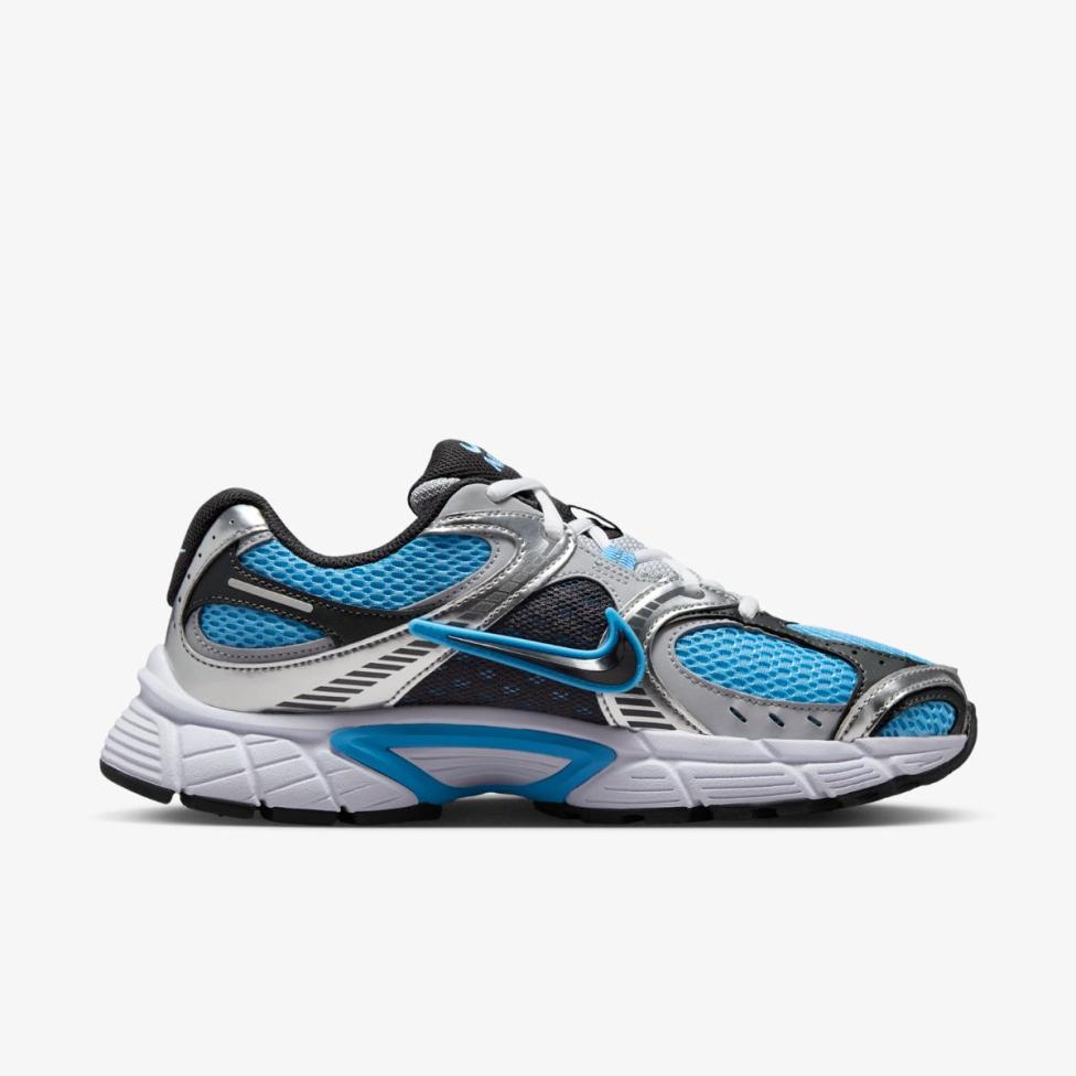NIKE UNISEX V5 RNR SNEAKERS (HQ7901-400)