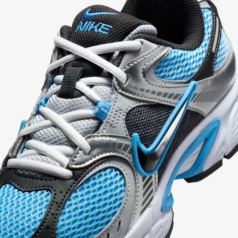 NIKE UNISEX V5 RNR SNEAKERS (HQ7901-400)