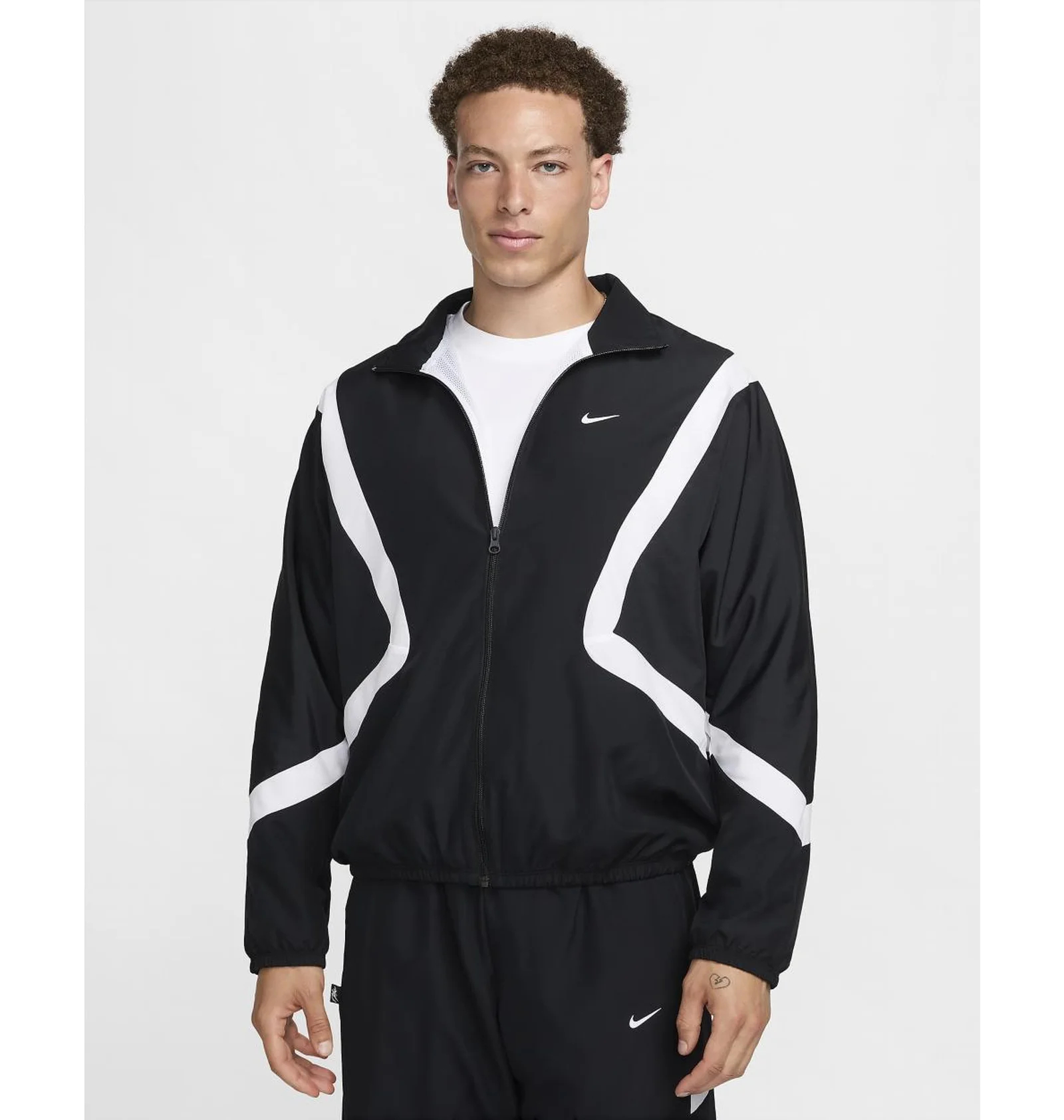 МУЖСКАЯ ВЕТРОВКА NIKE DF WVN ICON JKT STRTFV (FZ0248-010) | BIG KROSS