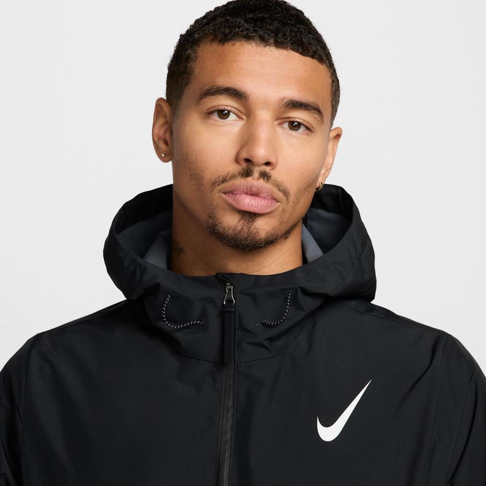 МУЖСКАЯ ВЕТРОВКА NIKE SF AEROSWFT BRTBLE JKT (FZ9039-010)